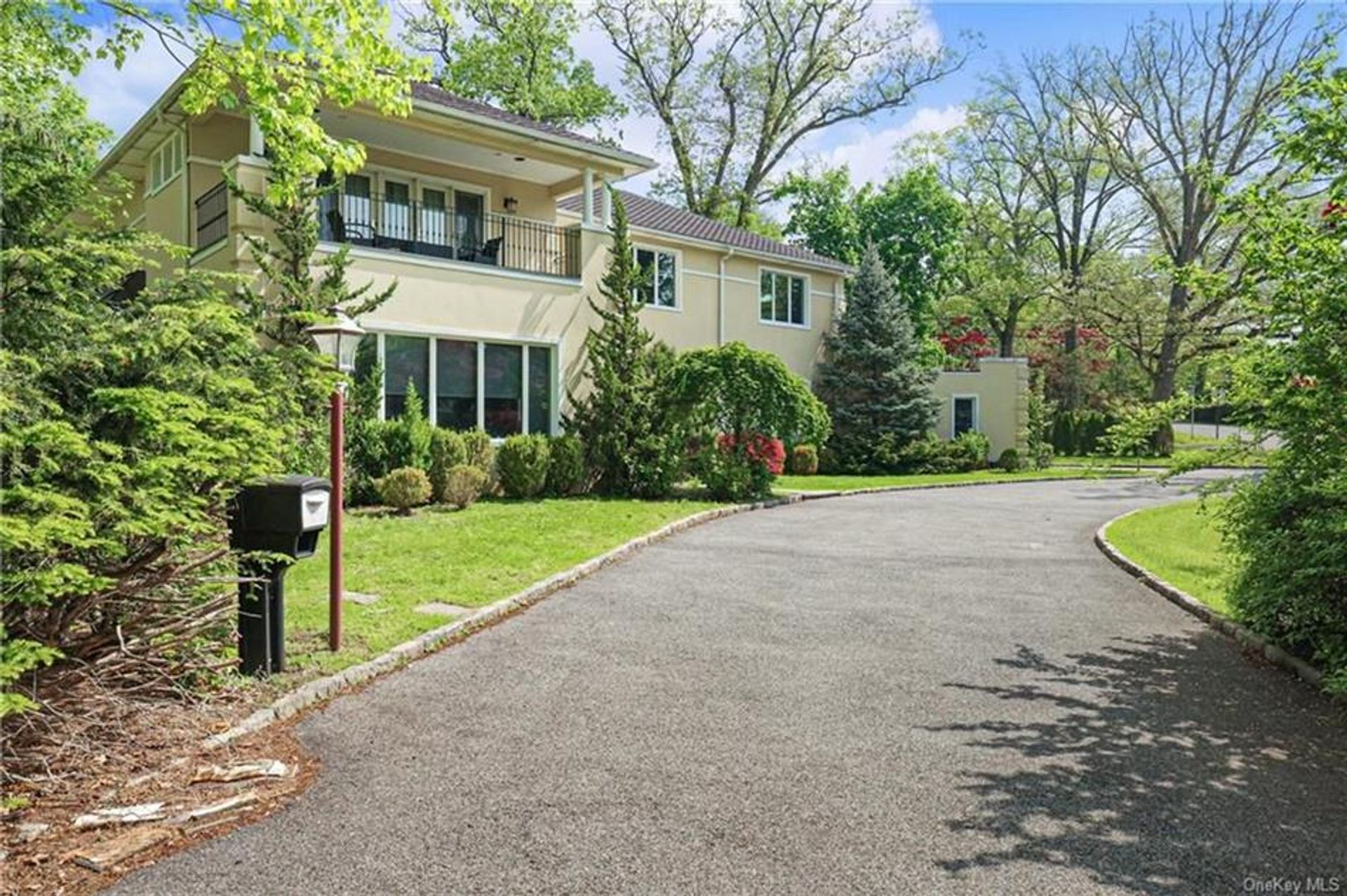 House in Scarsdale, New York 10772595