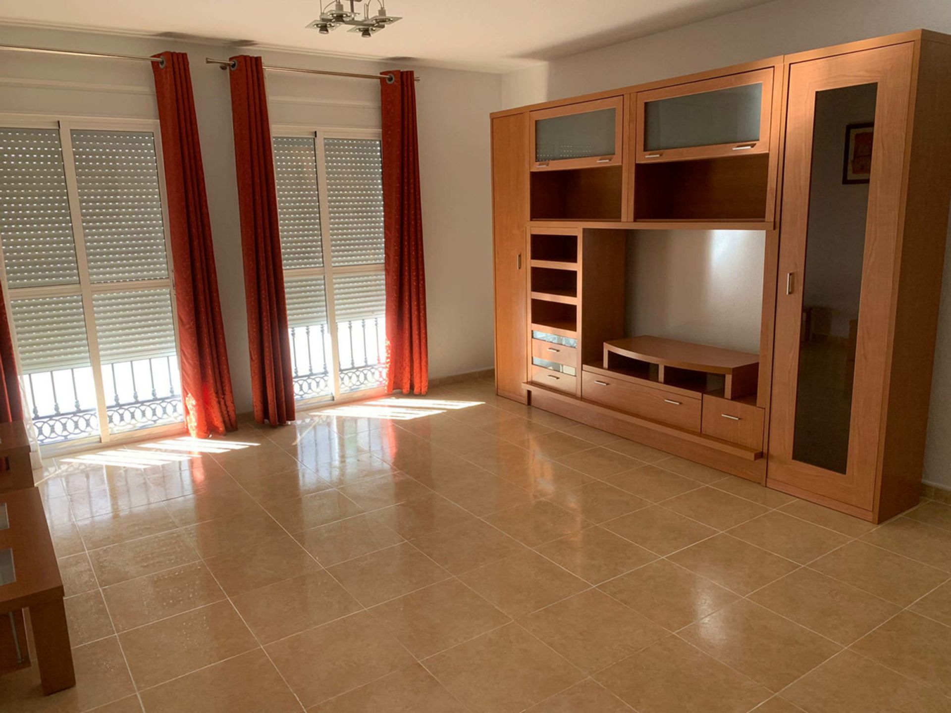 Condominium in Alhaurín el Grande, Andalucía 10773252