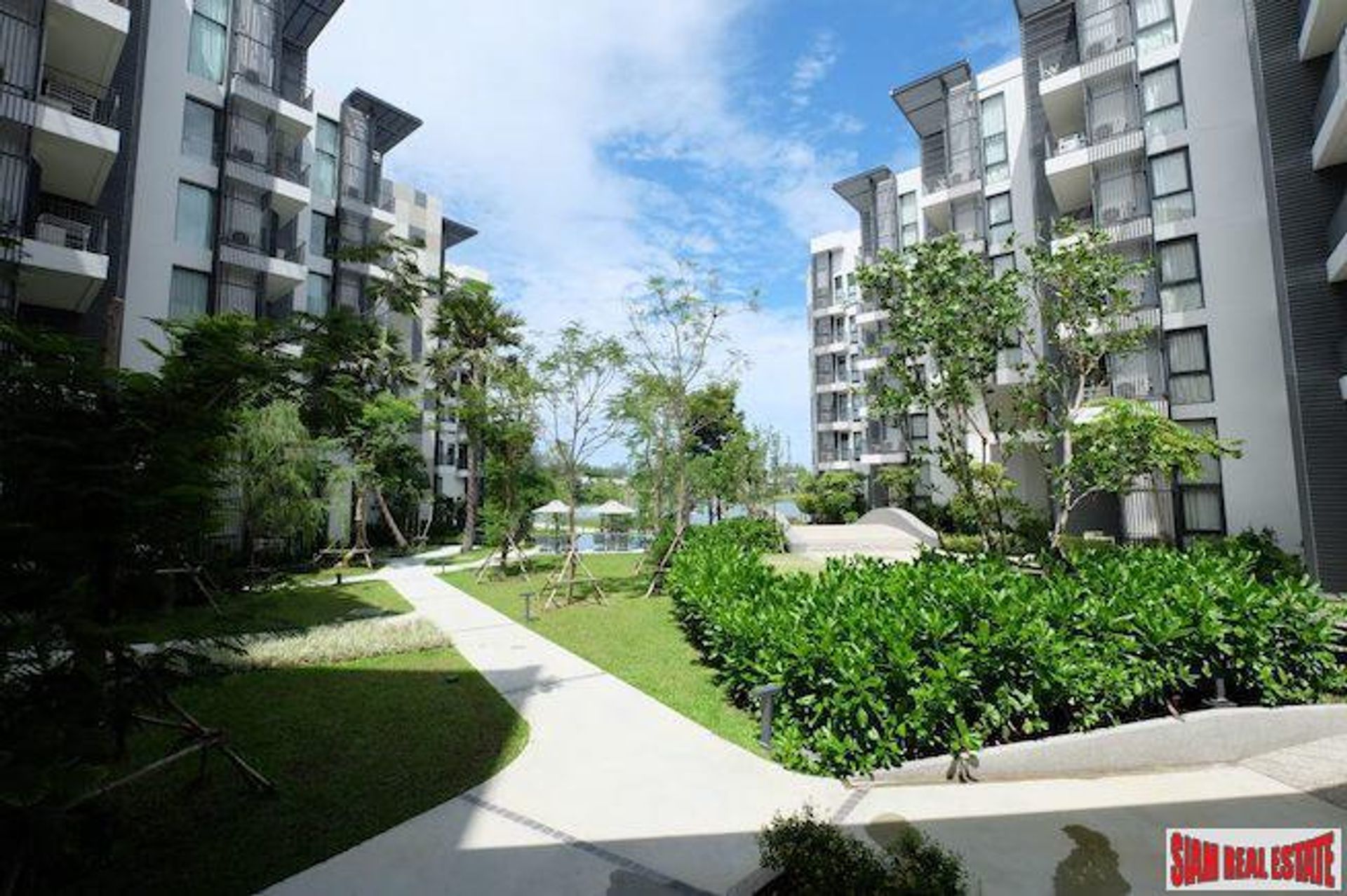 Condominium dans Ban Choeng Thale, Phuket 10773336