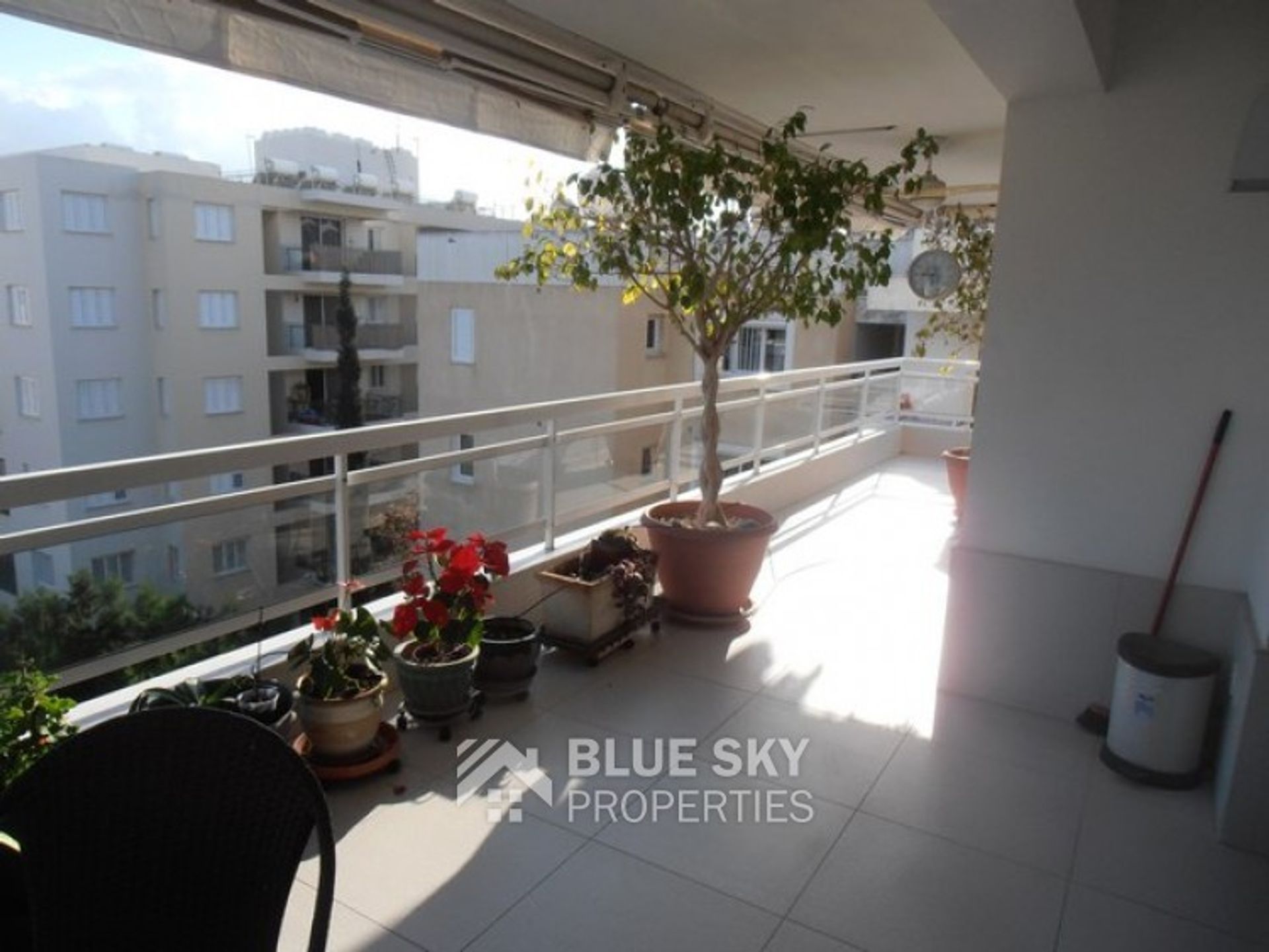 Condominium dans Limassol, Limassol 10773531