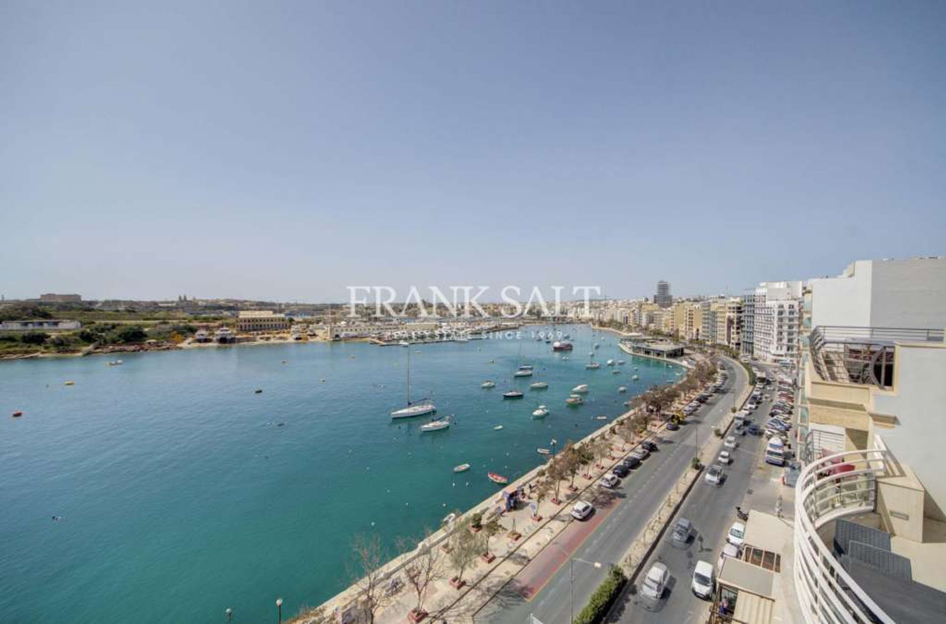 Condominium in Sliema,  10773640