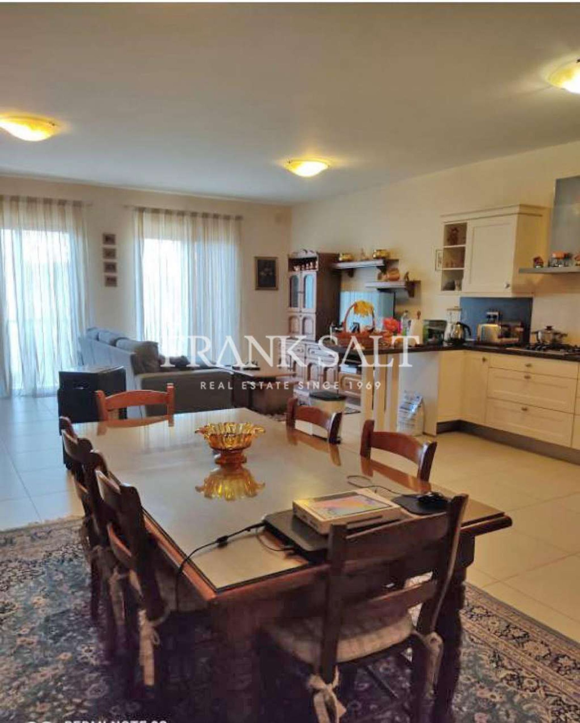 Condominium in Naxxar,  10773647