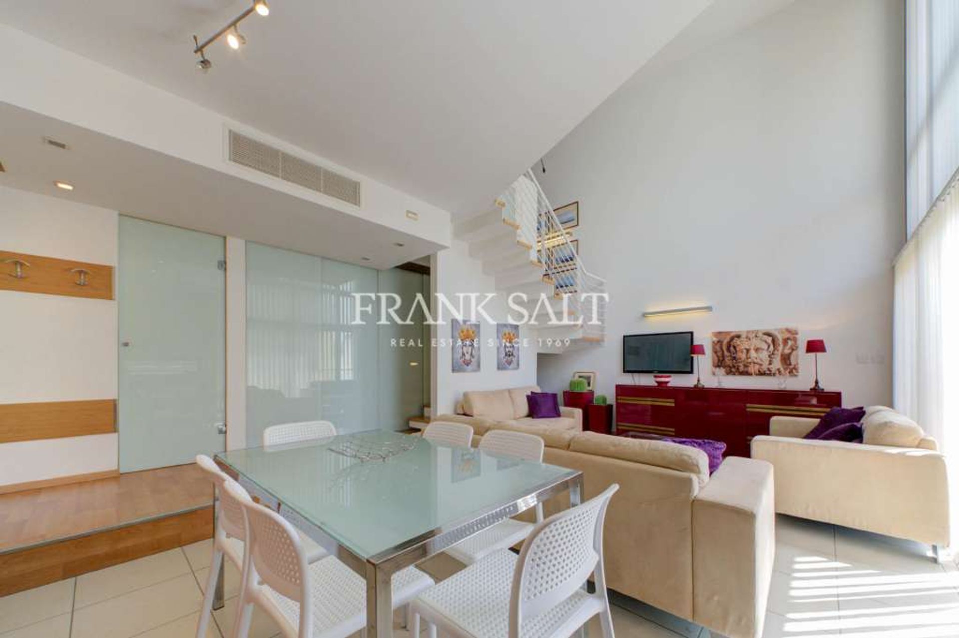 Condominium in San Giljan, San Giljan 10773714