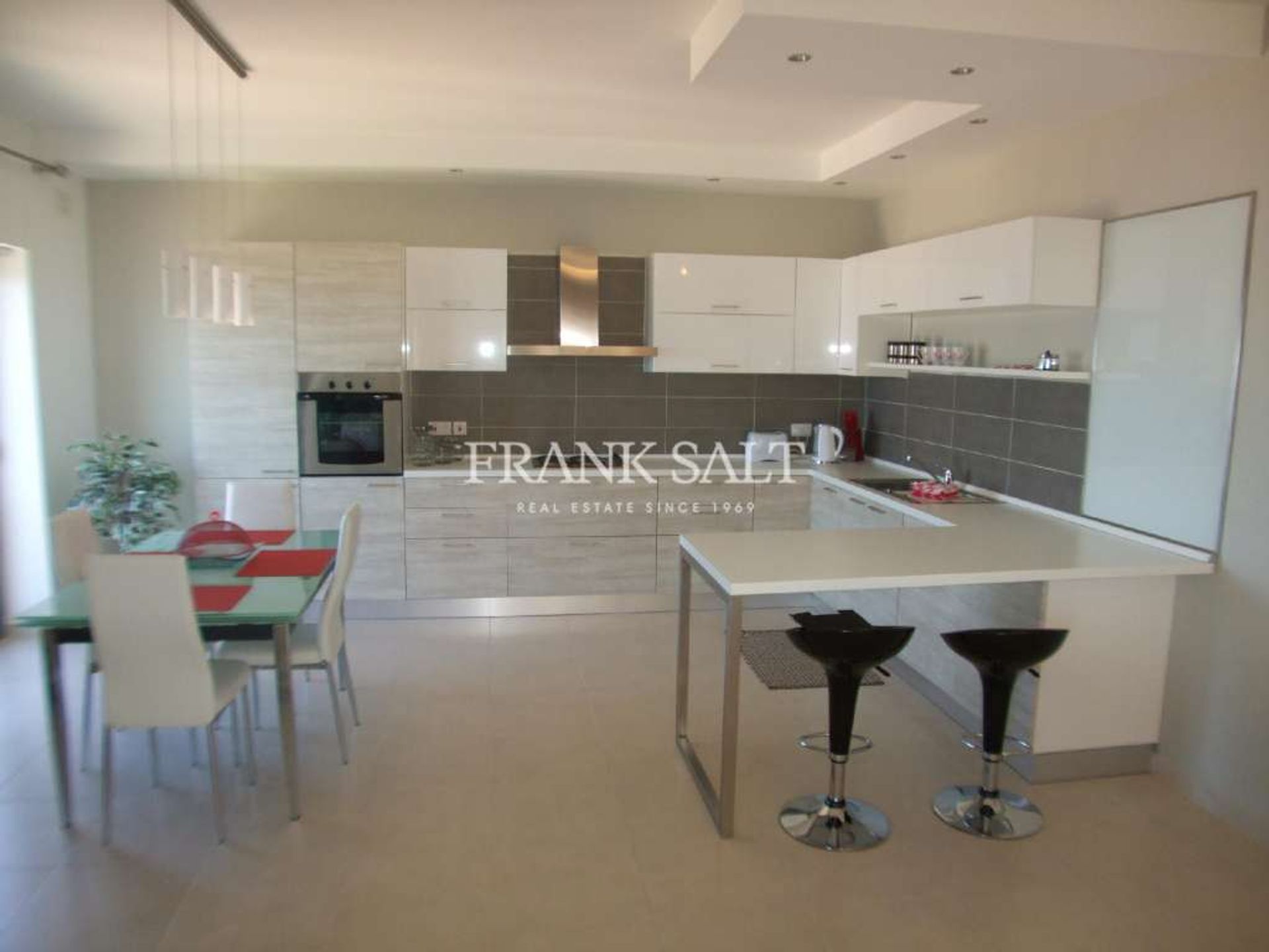 Condominio en Għajn Żejtuna, Mellieha 10773766