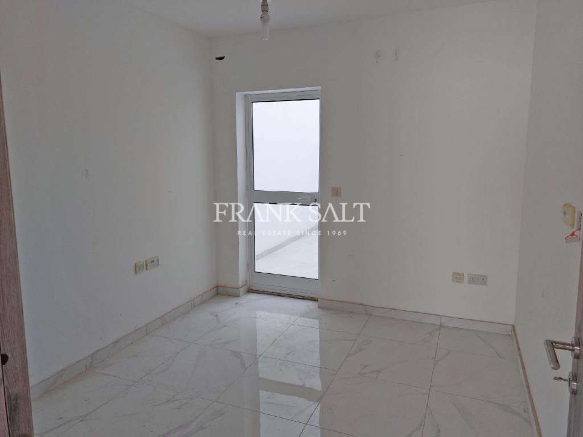 Condominium dans Tal-Mejda, Is-Swieqi 10773778