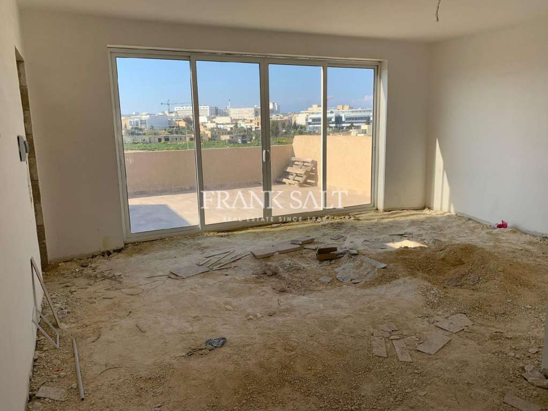 Condominio nel Qormi,  10773866