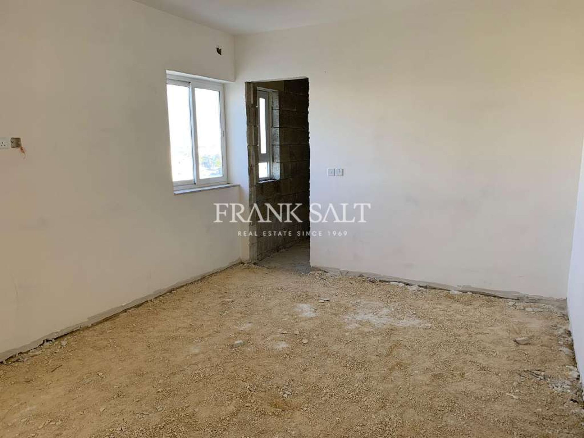 Condominio nel Qormi,  10773866