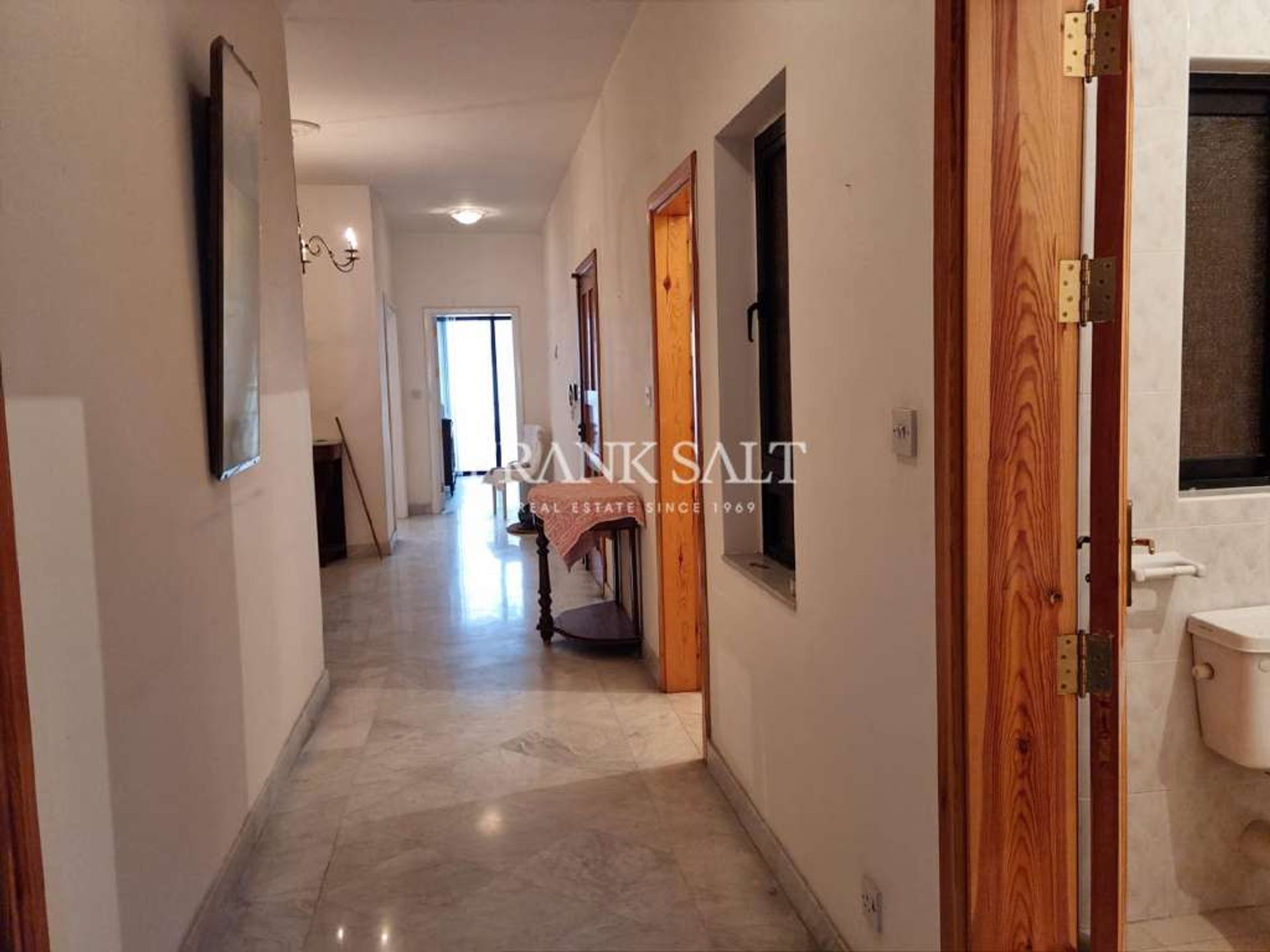 Condominium in Sliema,  10773906