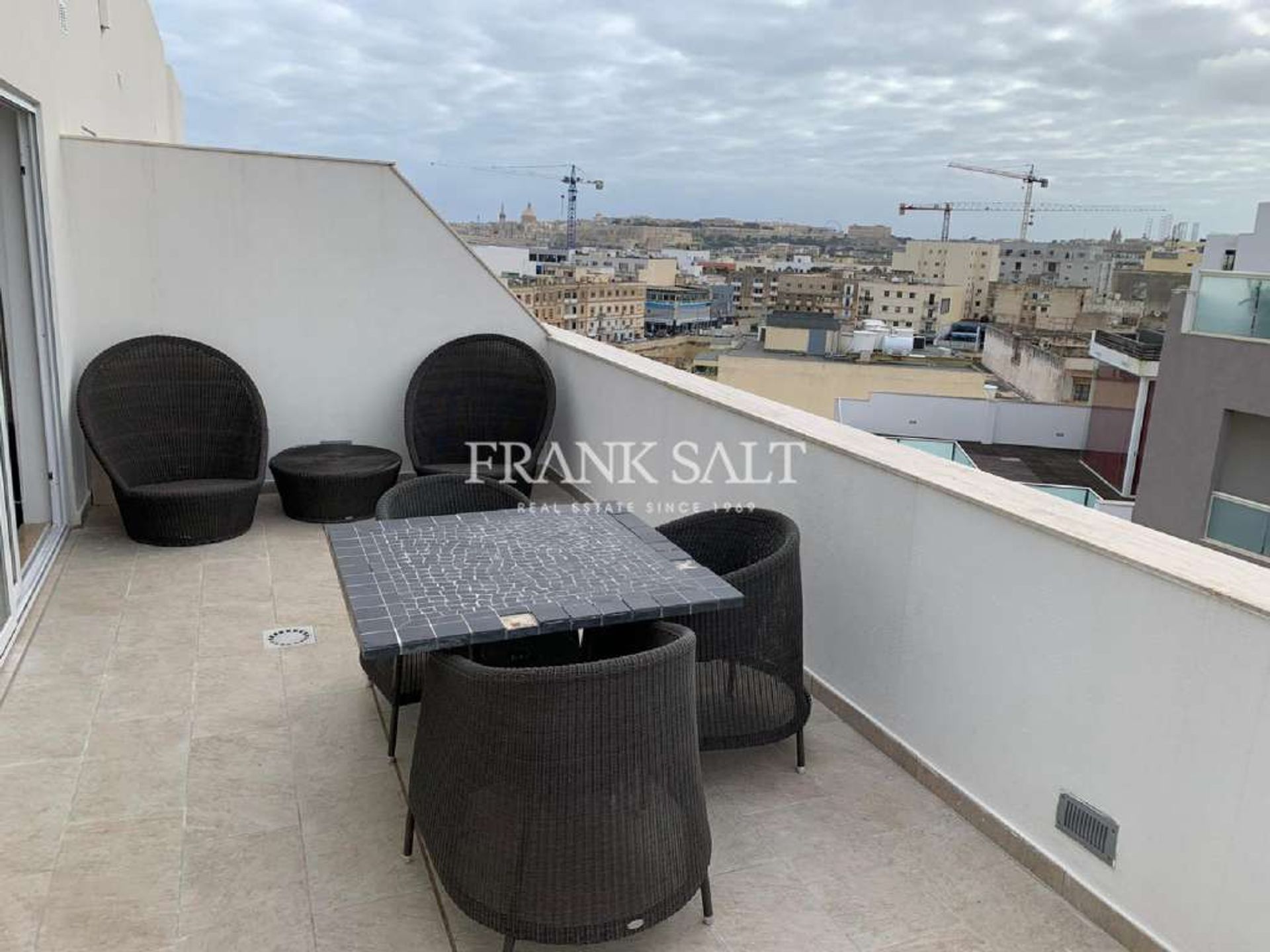 Osakehuoneisto sisään Gzira, Gzira 10774253