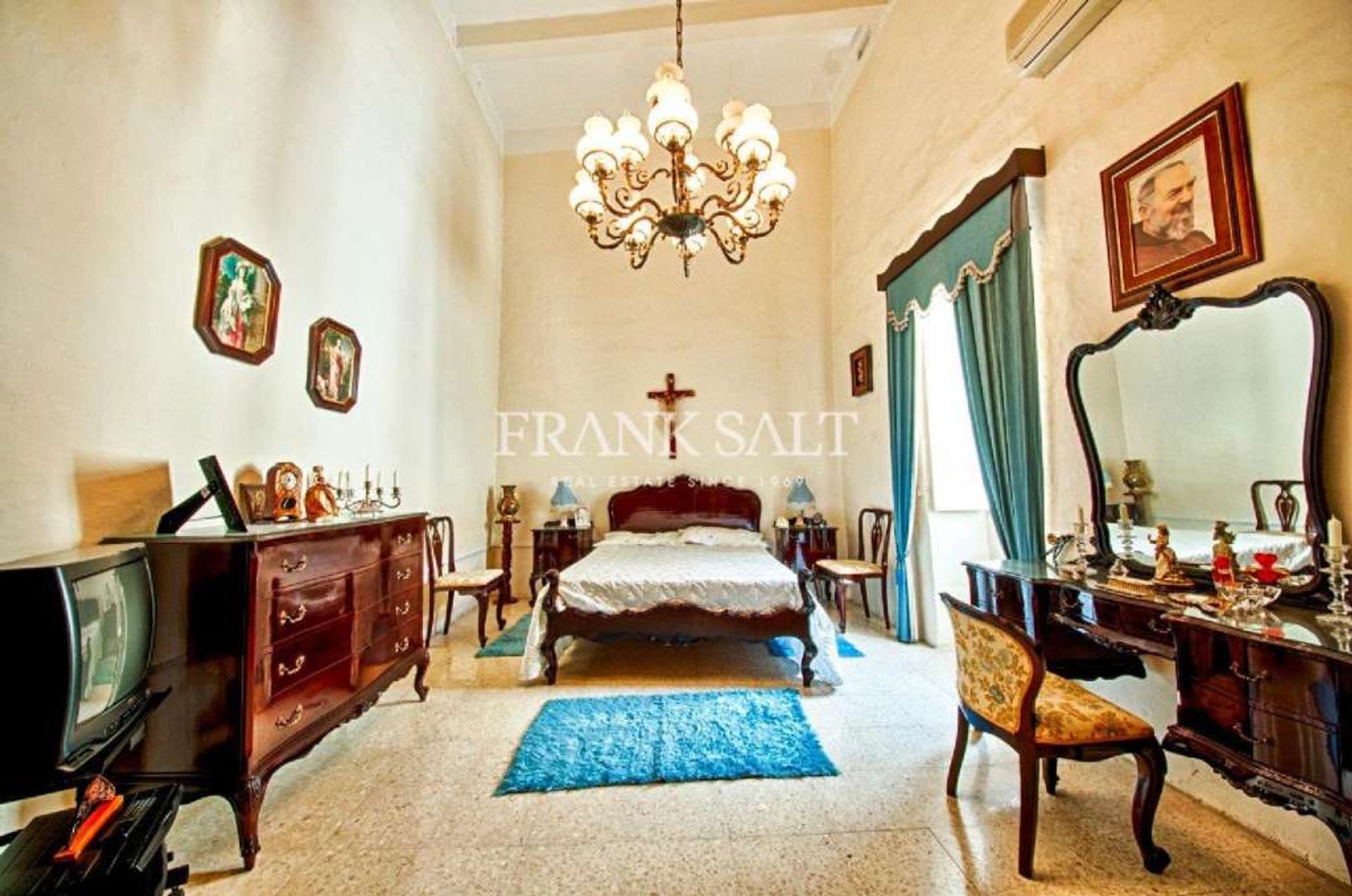 House in Naxxar,  10774297