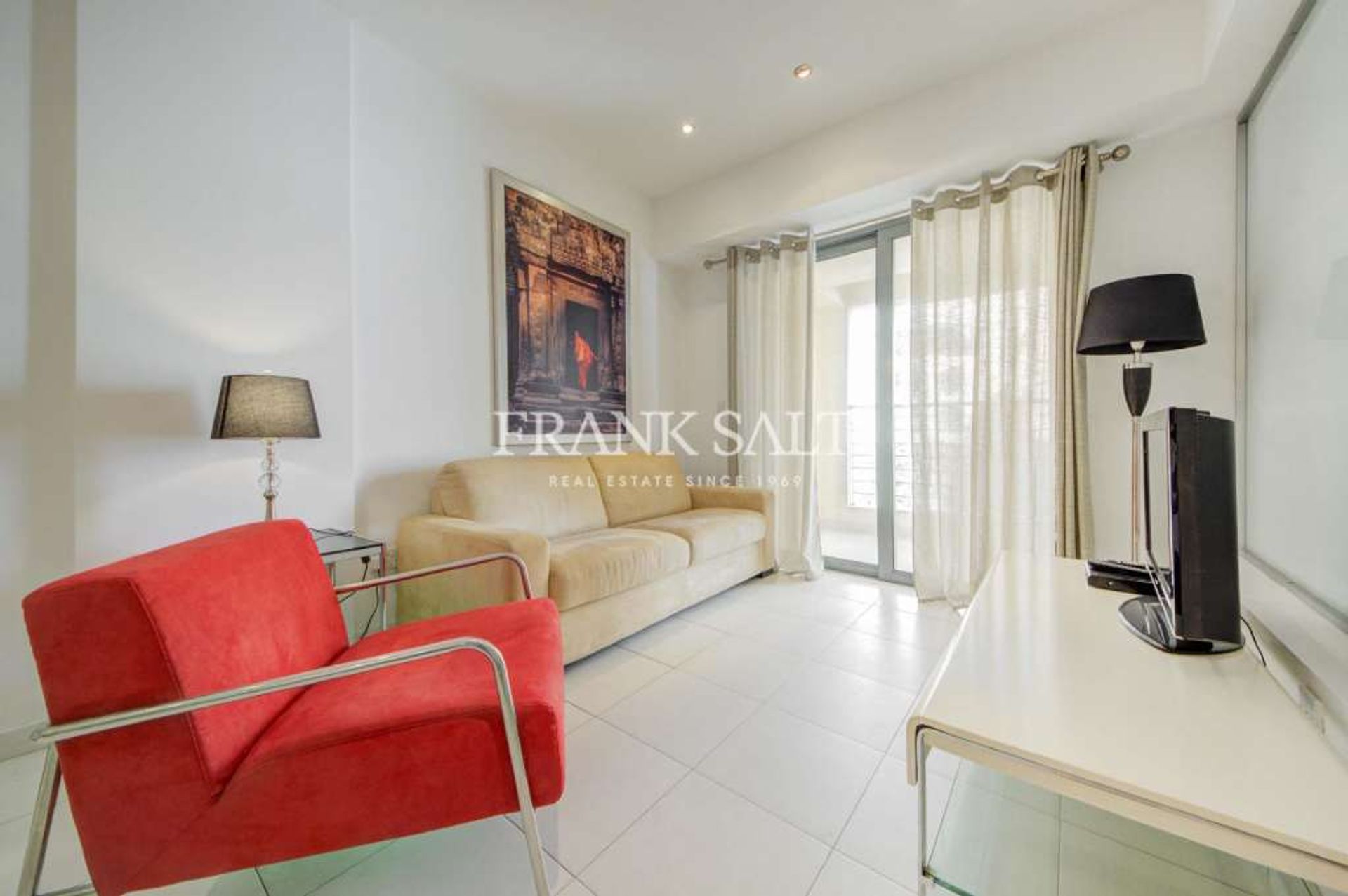 Condominium in San Giljan, San Giljan 10774661