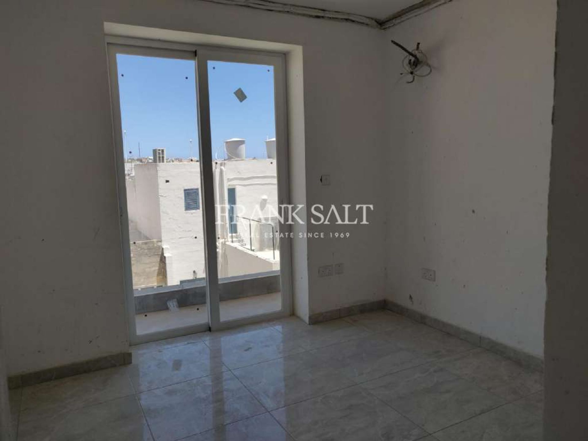 Osakehuoneisto sisään Qormi, Qormi 10774962