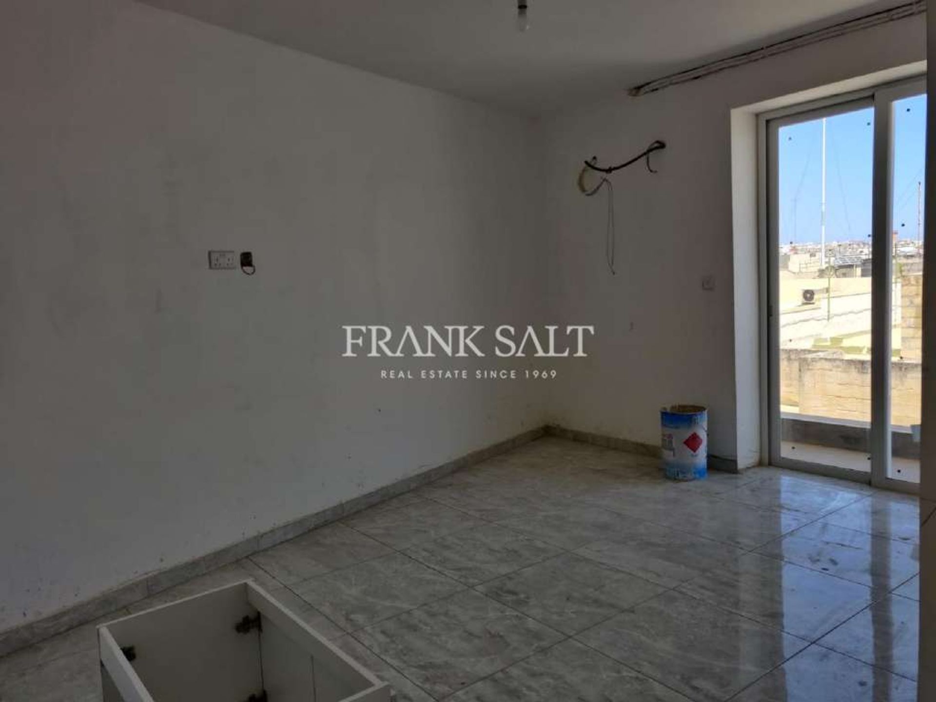 Osakehuoneisto sisään Qormi, Qormi 10774962