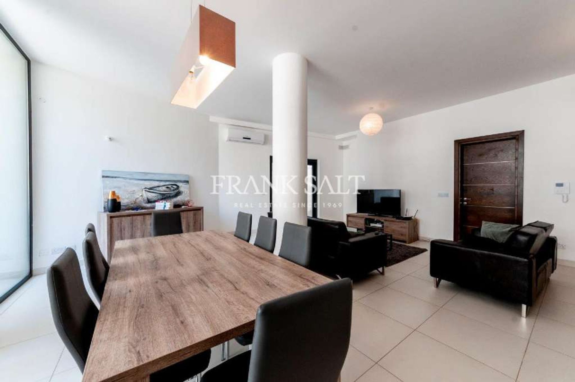 Condominium in San Giljan, San Giljan 10774969