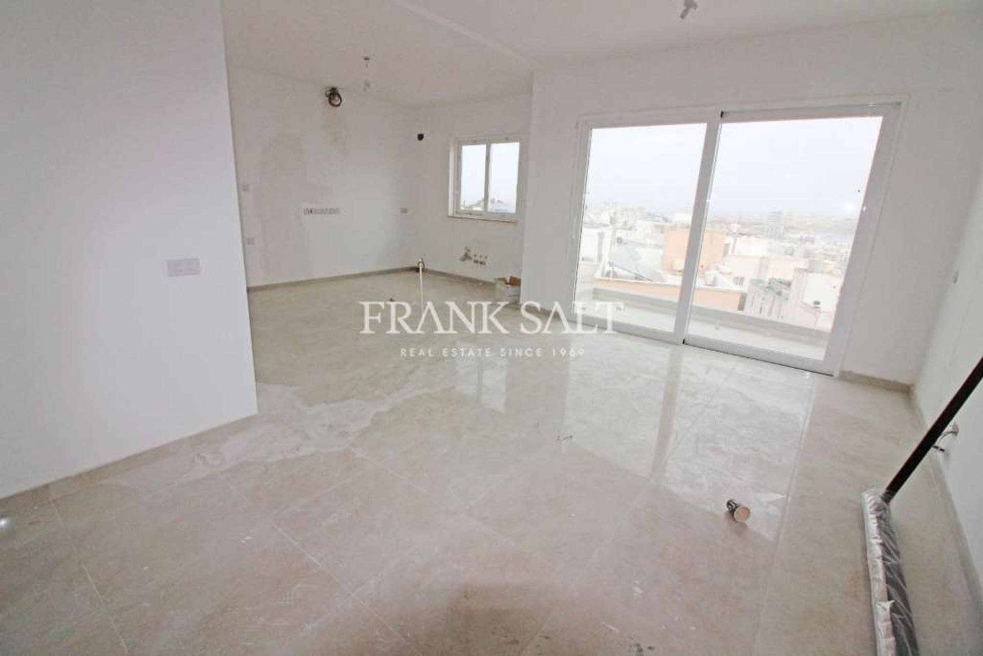 Condominio en San Gwann, San Gwann 10775048