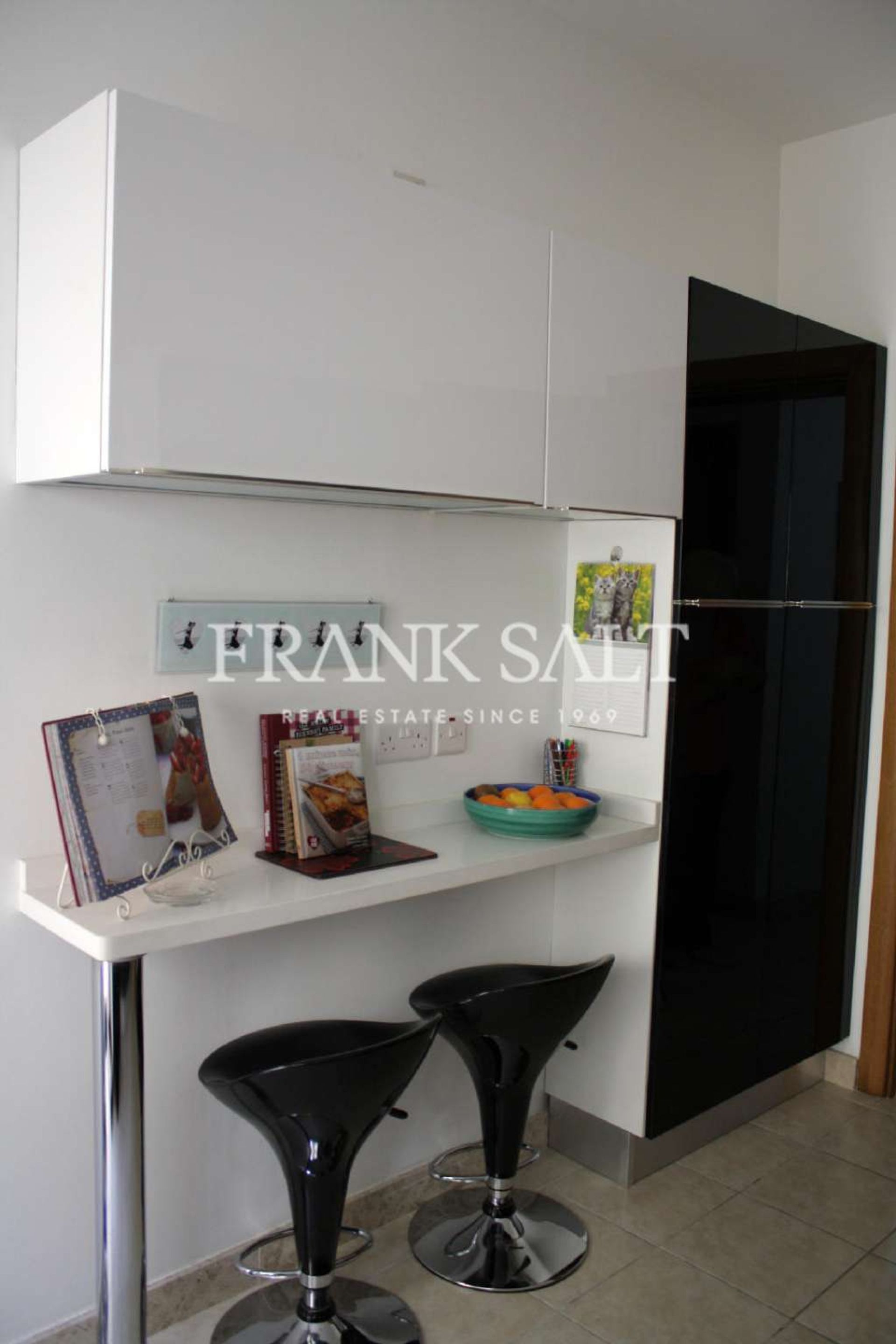 Condominium in San Giljan, San Giljan 10775174