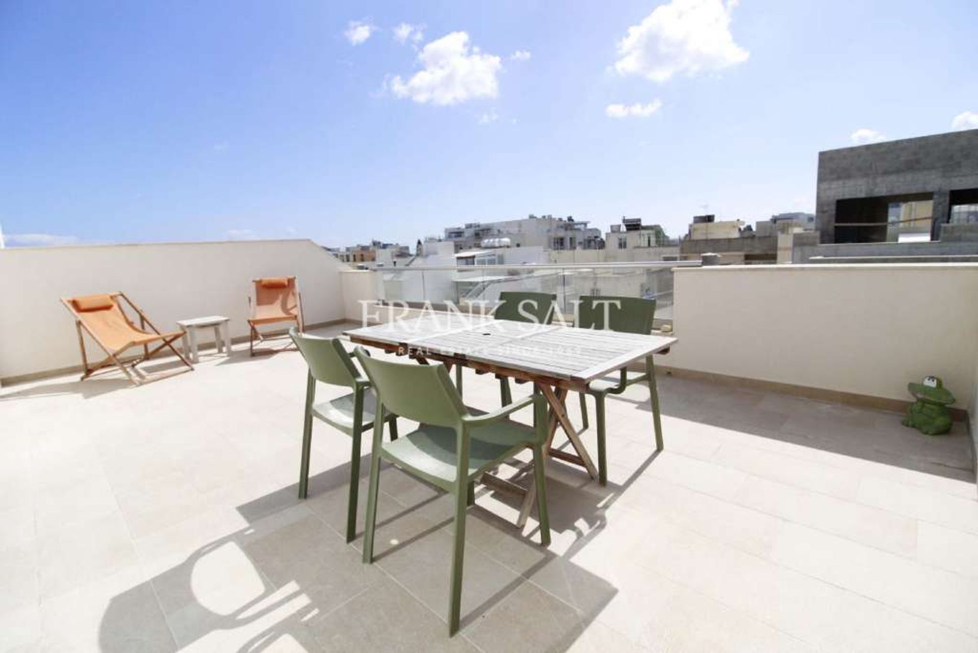 Condominium in San Giljan, San Giljan 10775175