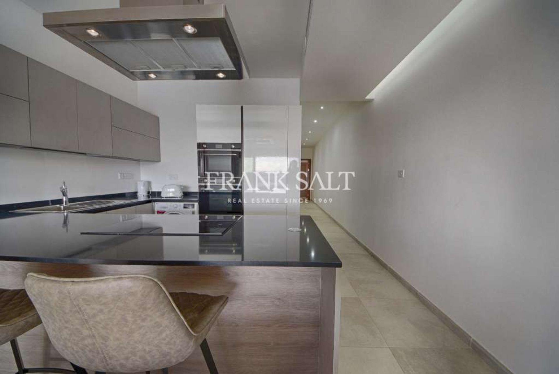 Condominium in Sliema,  10775237