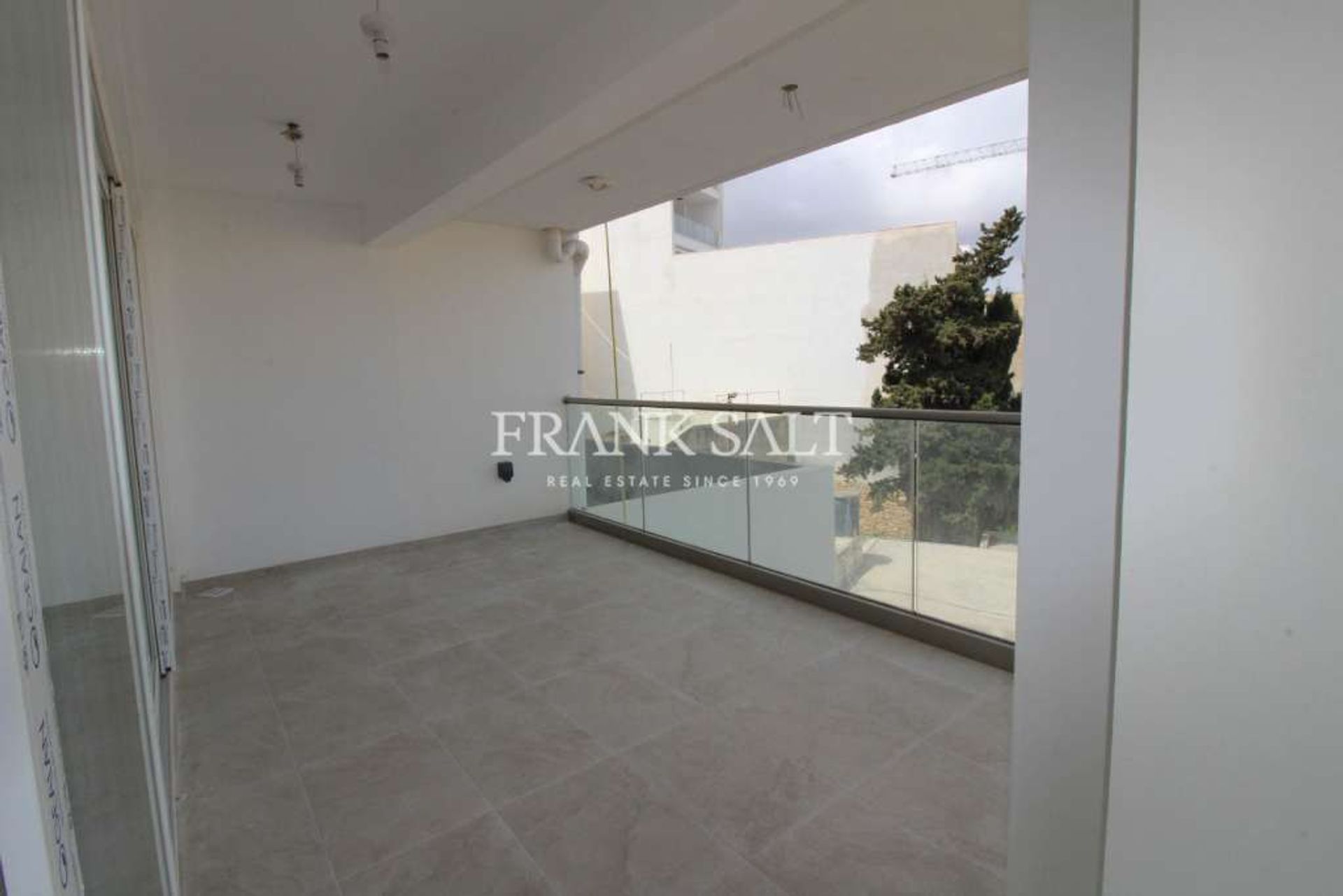 Condominium in San Giljan, San Giljan 10775273