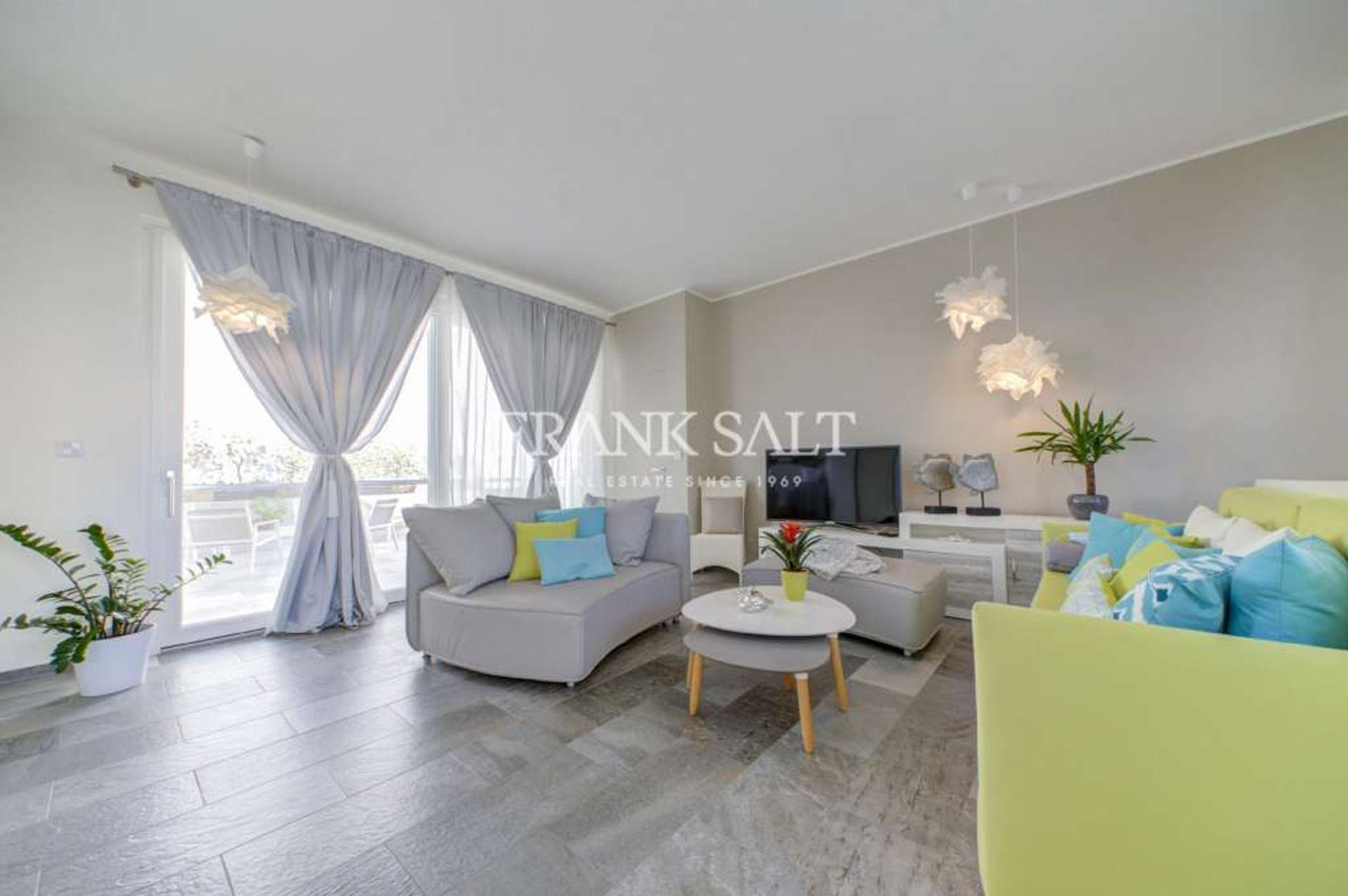 Condominium in Is-Swieqi,  10775311