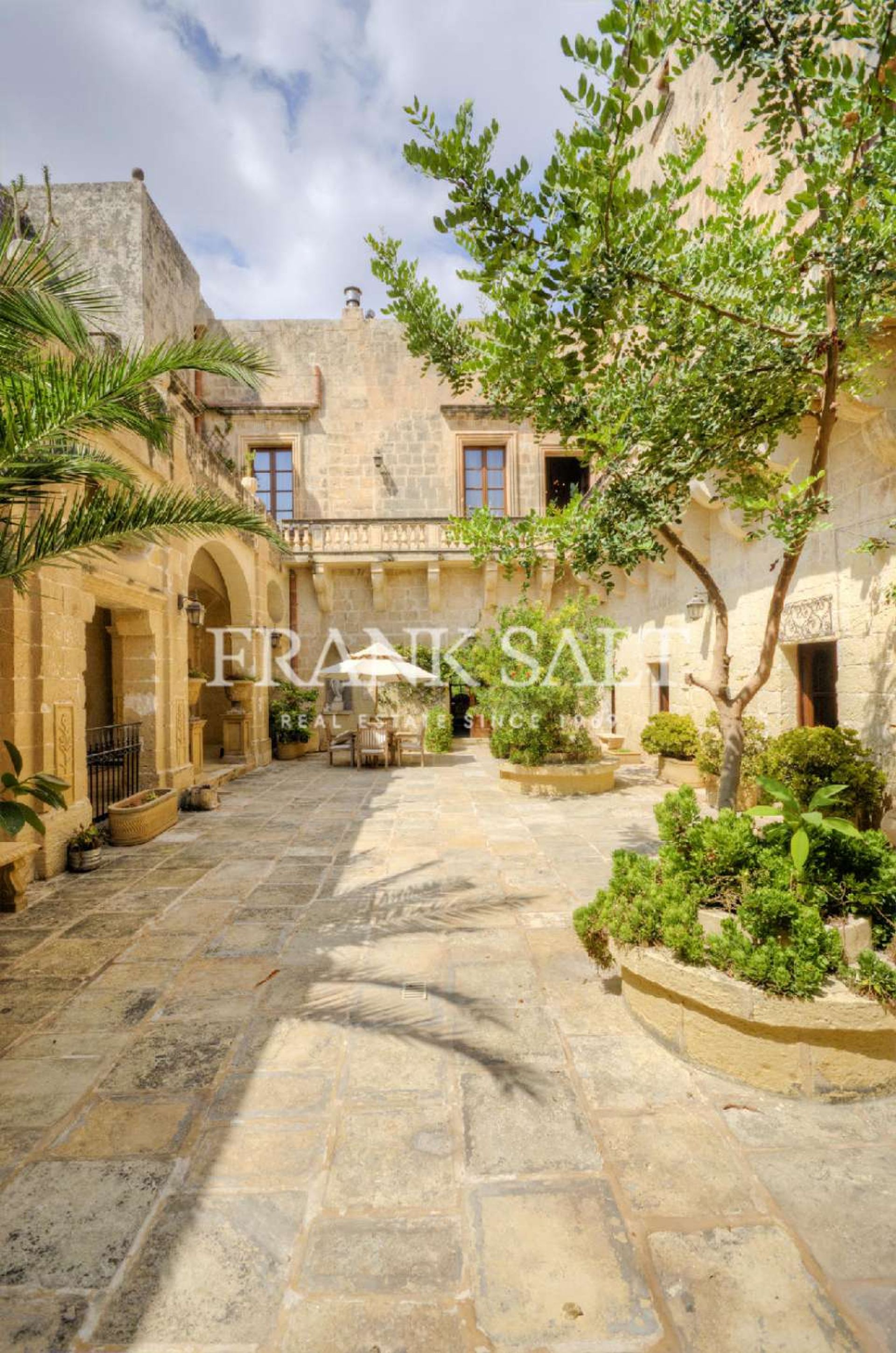 다른 에 Qormi,  10775393