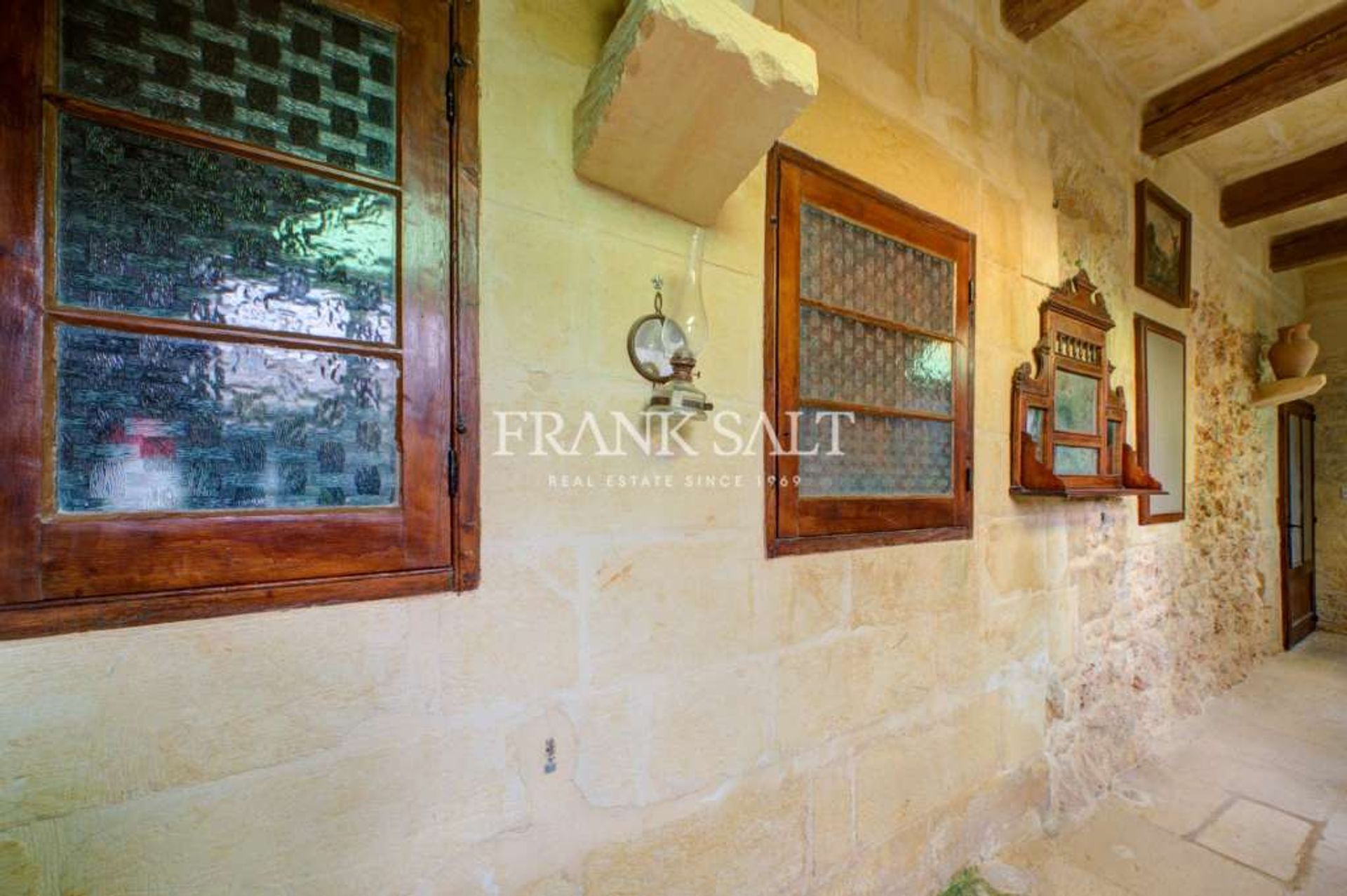 House in Xaghra,  10775439