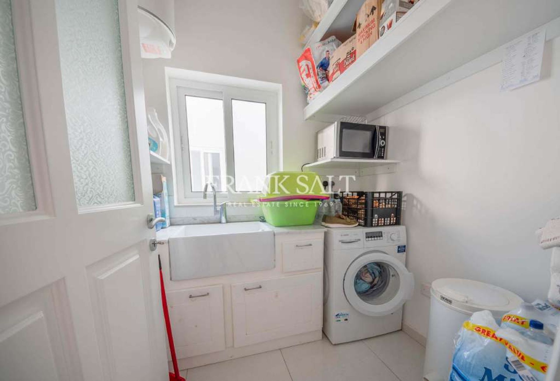 Condominium in Marsaxlokk,  10775447