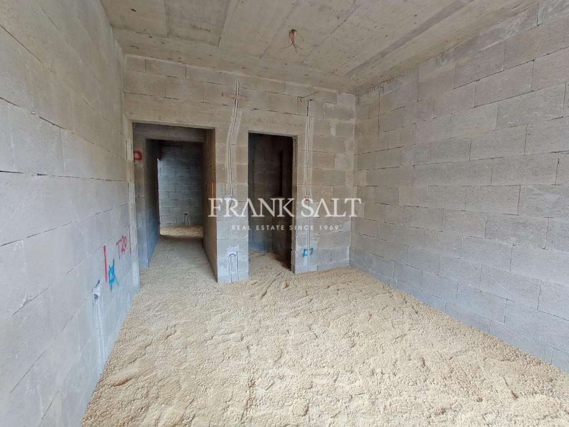 Condominio en Mosta,  10775647