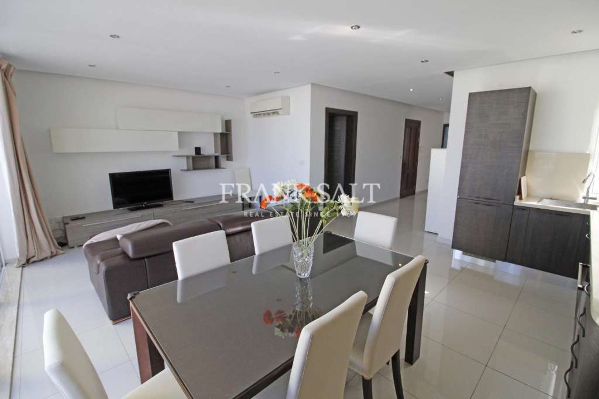 Condominium in Sliema,  10775728