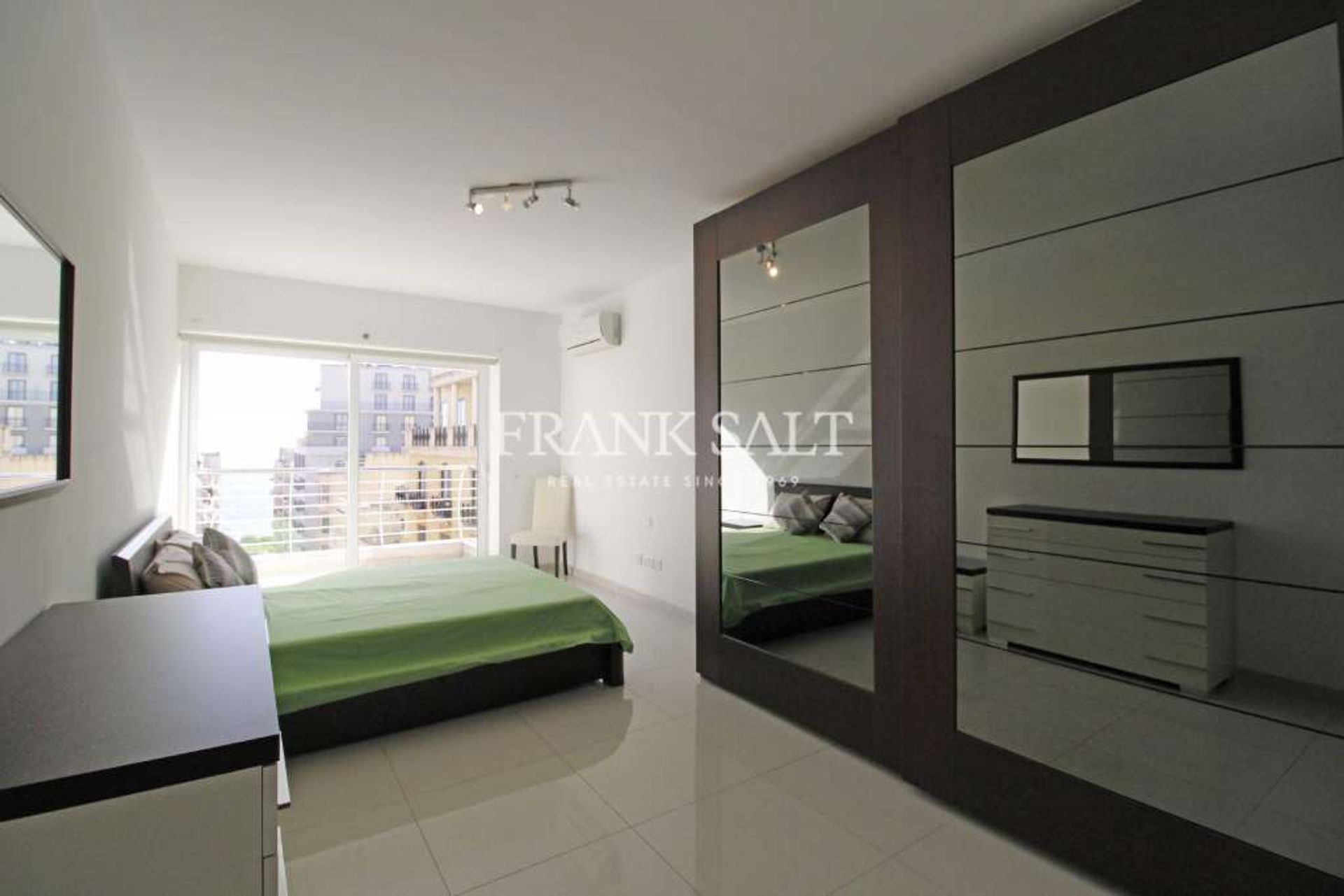 Condominium dans Tas-Sliema, Tas-Sliema 10775728