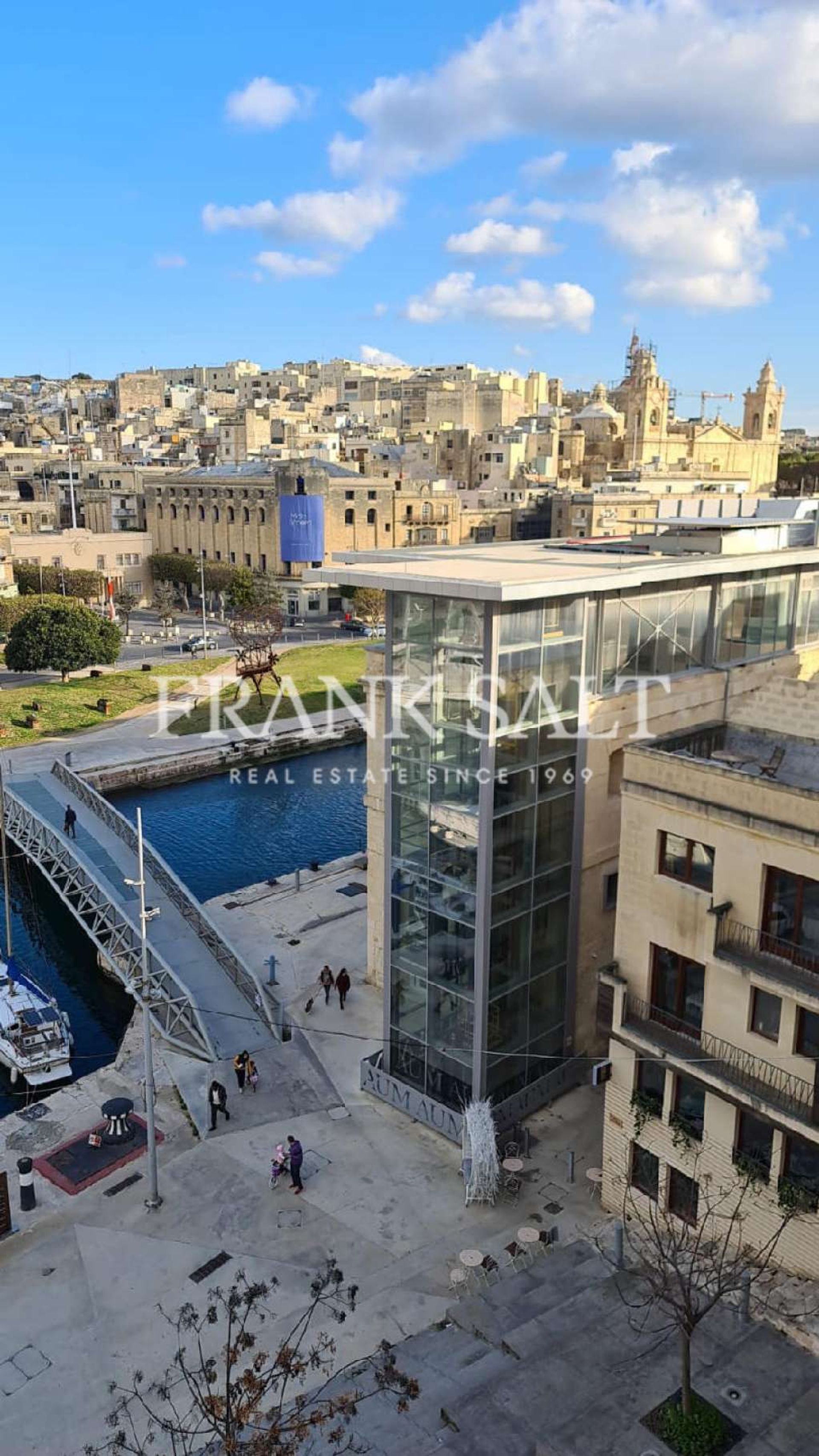 Αλλα σε Cospicua, Μπόρμλα 10775856