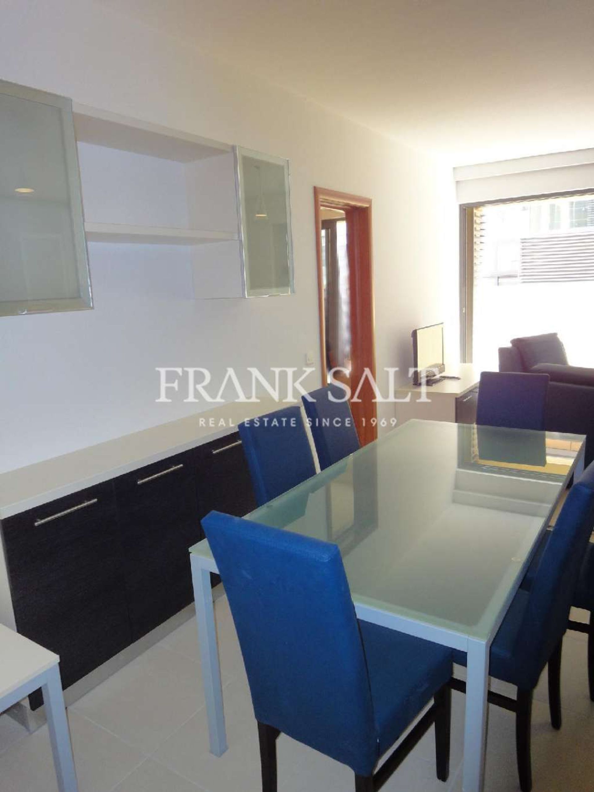 Condominium in San Giljan, San Giljan 10776507