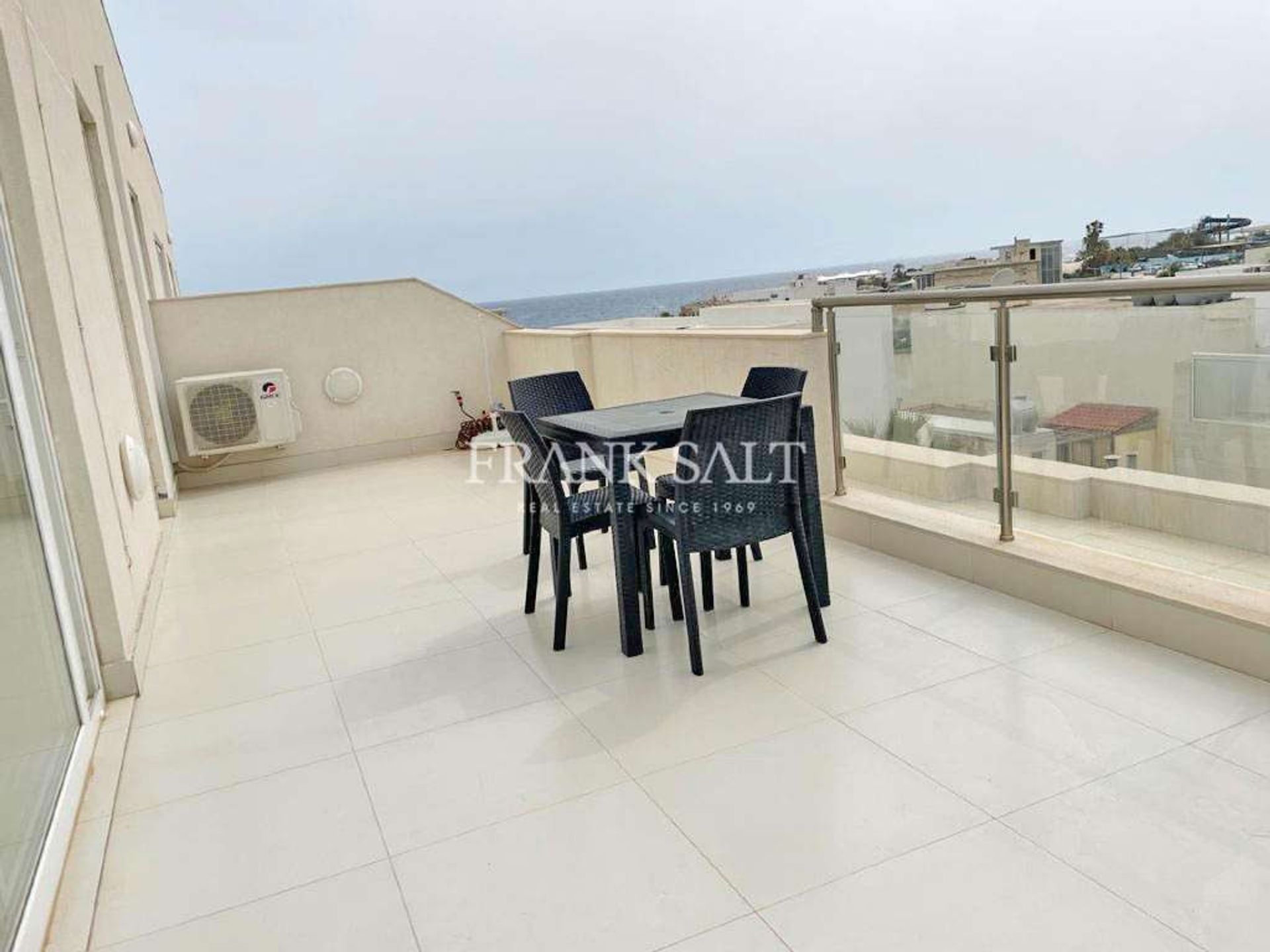 Condominium in Bahar ic-Caghaq, Naxxar 10777149