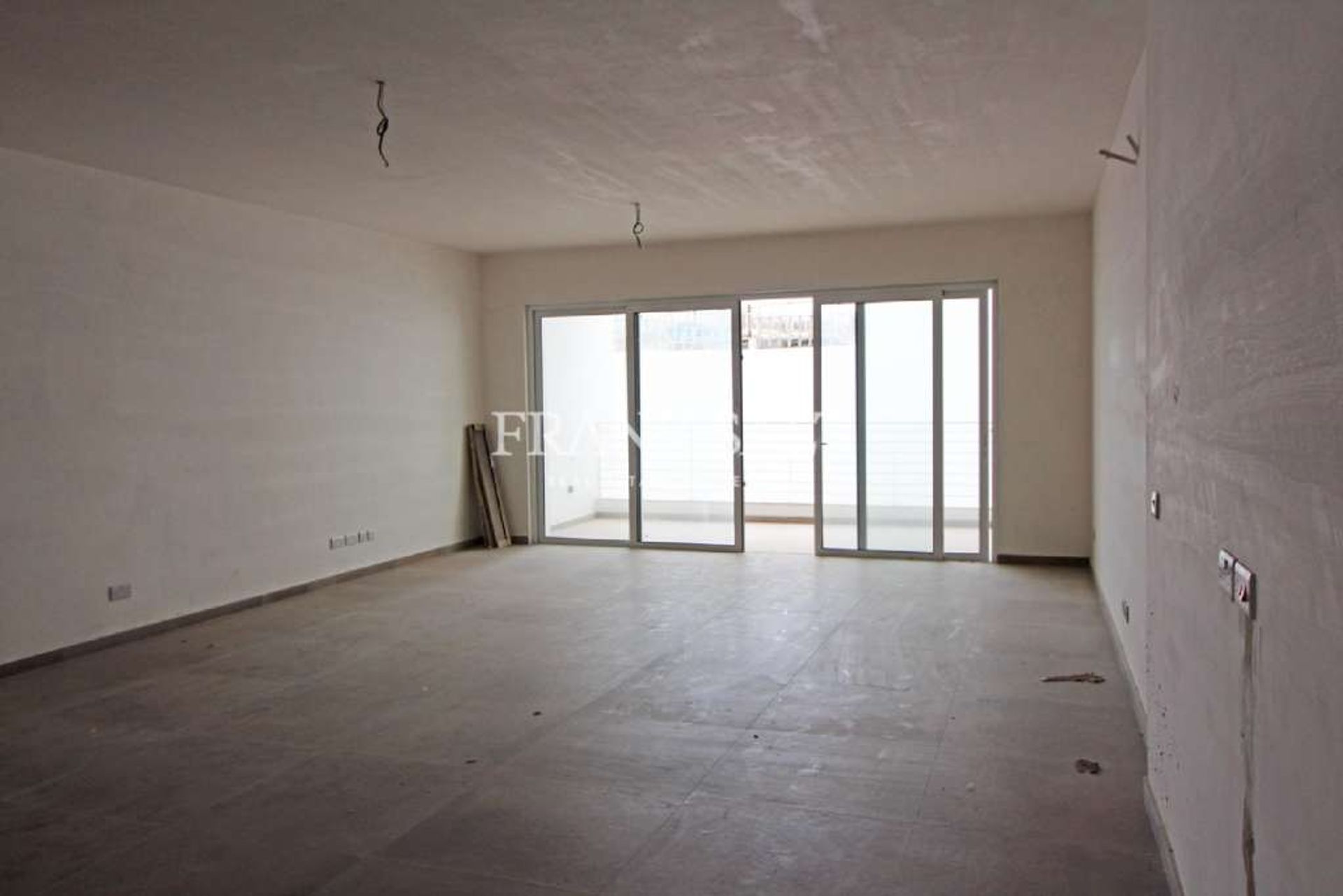 Condominium in San Giljan, San Giljan 10777209