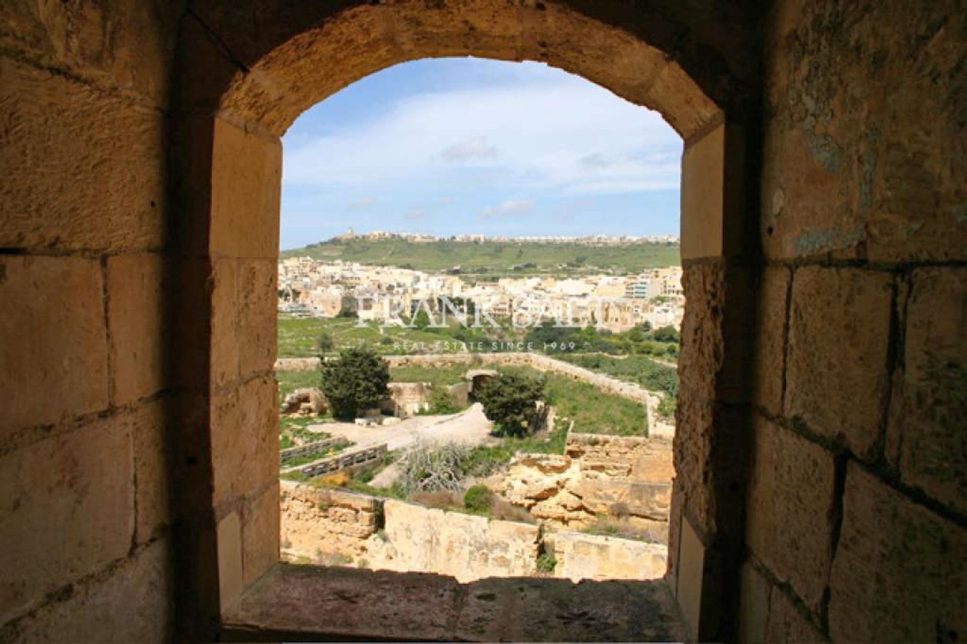 Будинок в Mgarr, Ghajnsielem 10777314