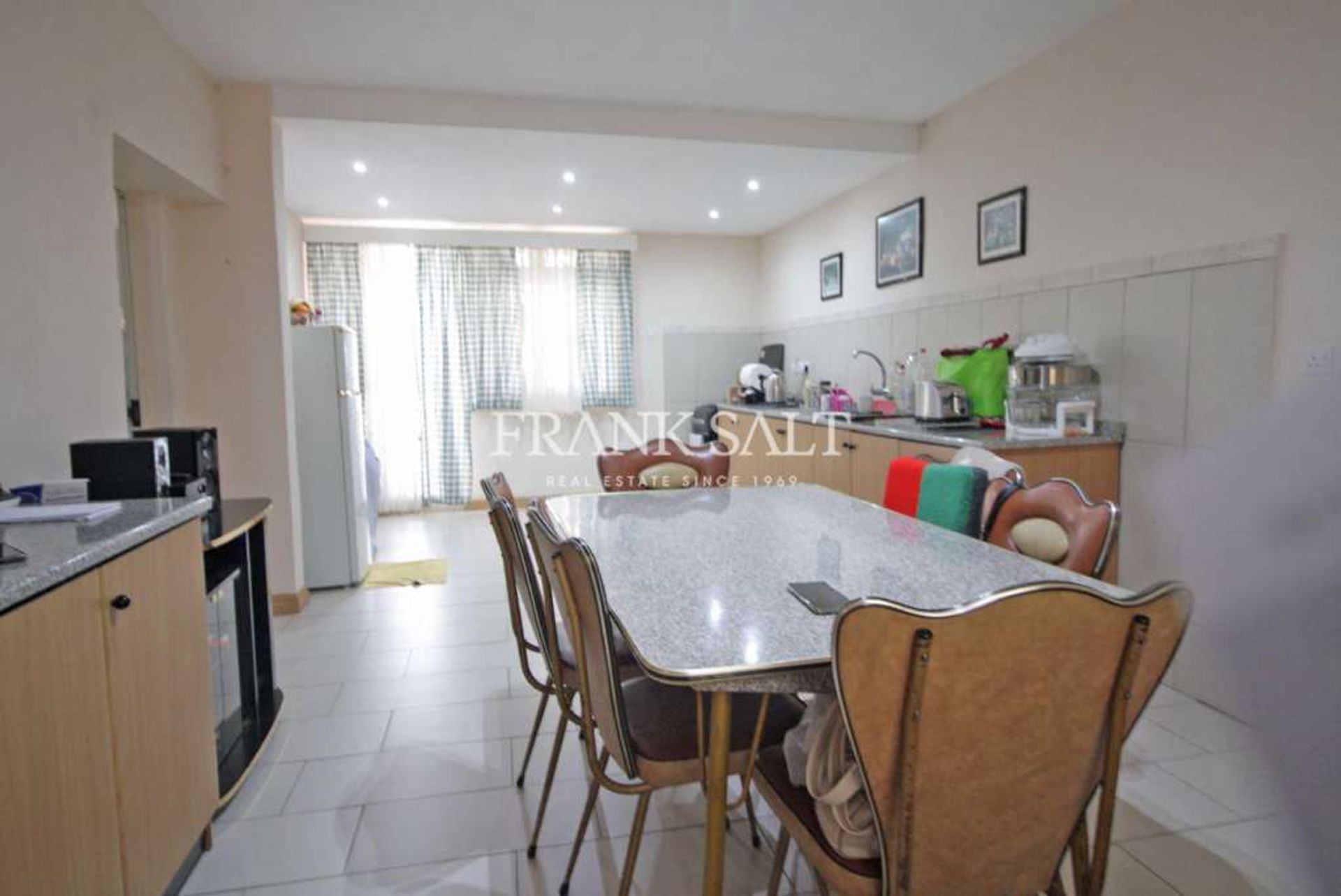 Condominium in Birkirkara,  10777373