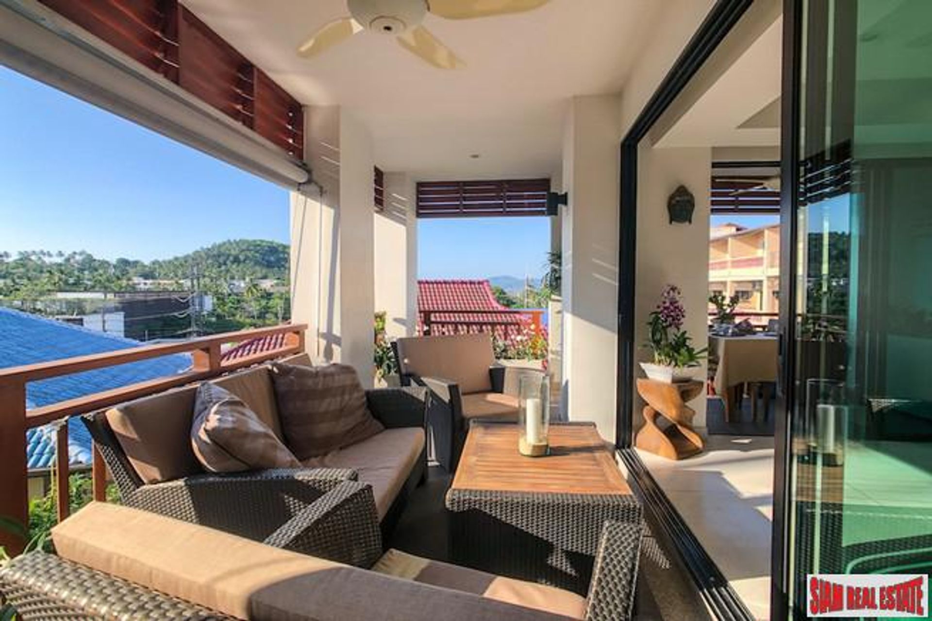 Condominium in Choeng Thale, Phuket 10777507