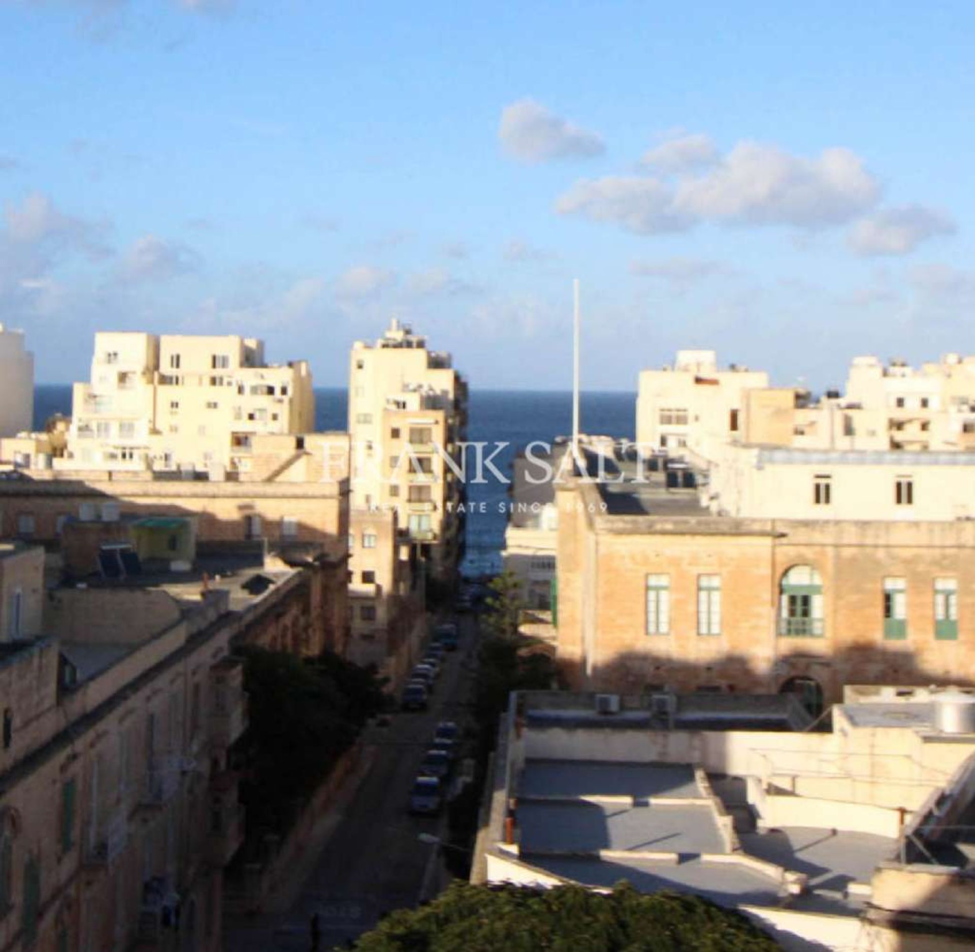 公寓 在 Sliema,  10777578