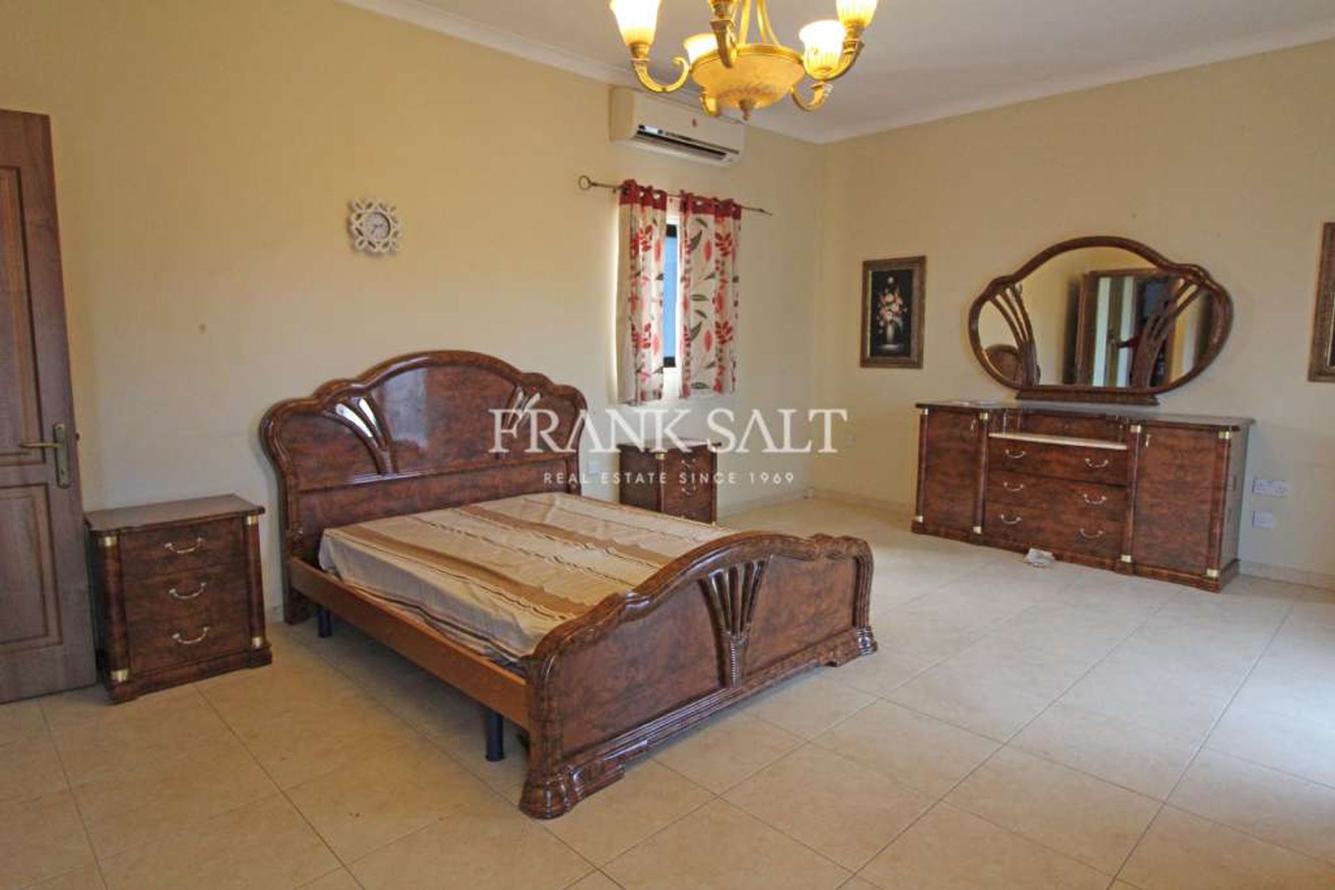 Condominio en Qormi, Qormi 10777657