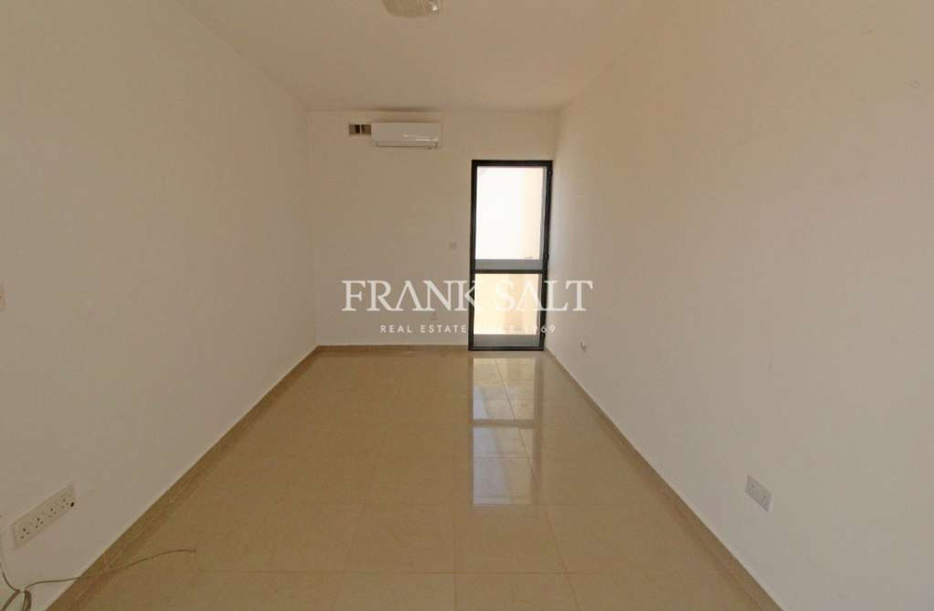 Condominium in Qormi, Qormi 10777669