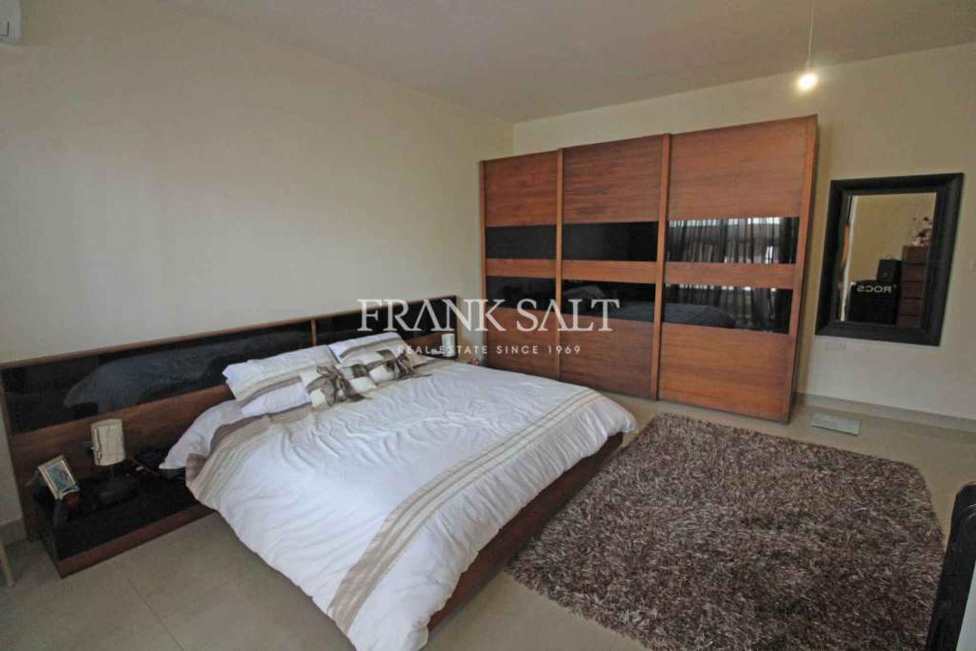 Condominio en Tarxien,  10777751