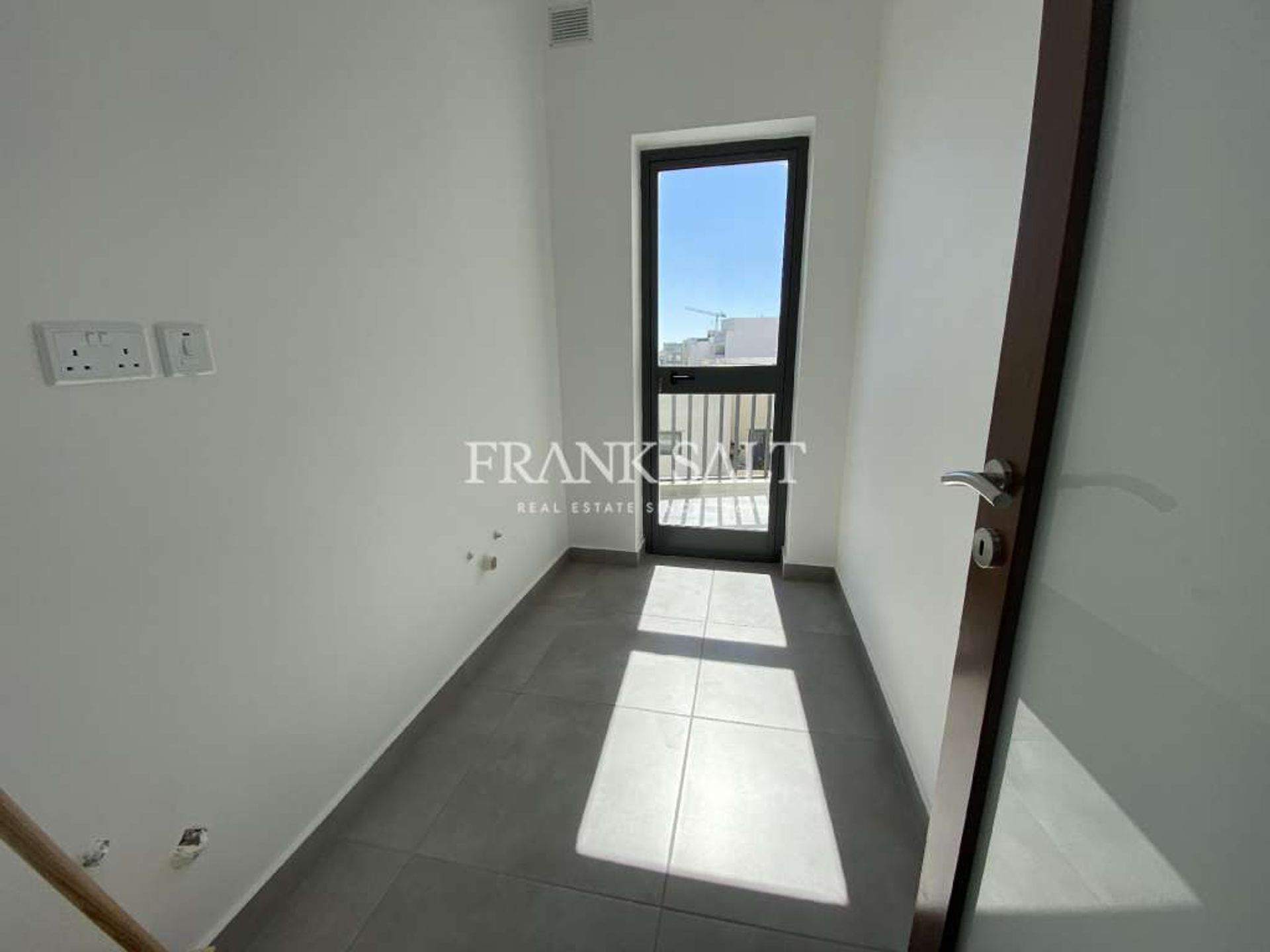 Condominio nel Iz-Zebbiegh, Imgarr 10777802