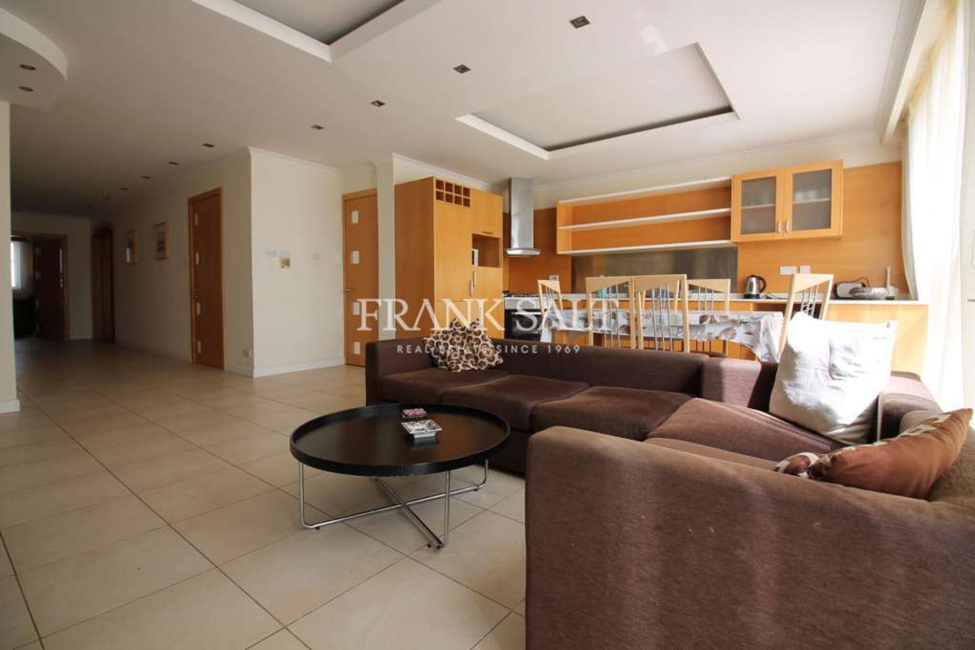 Condominium in San Giljan, San Giljan 10778059