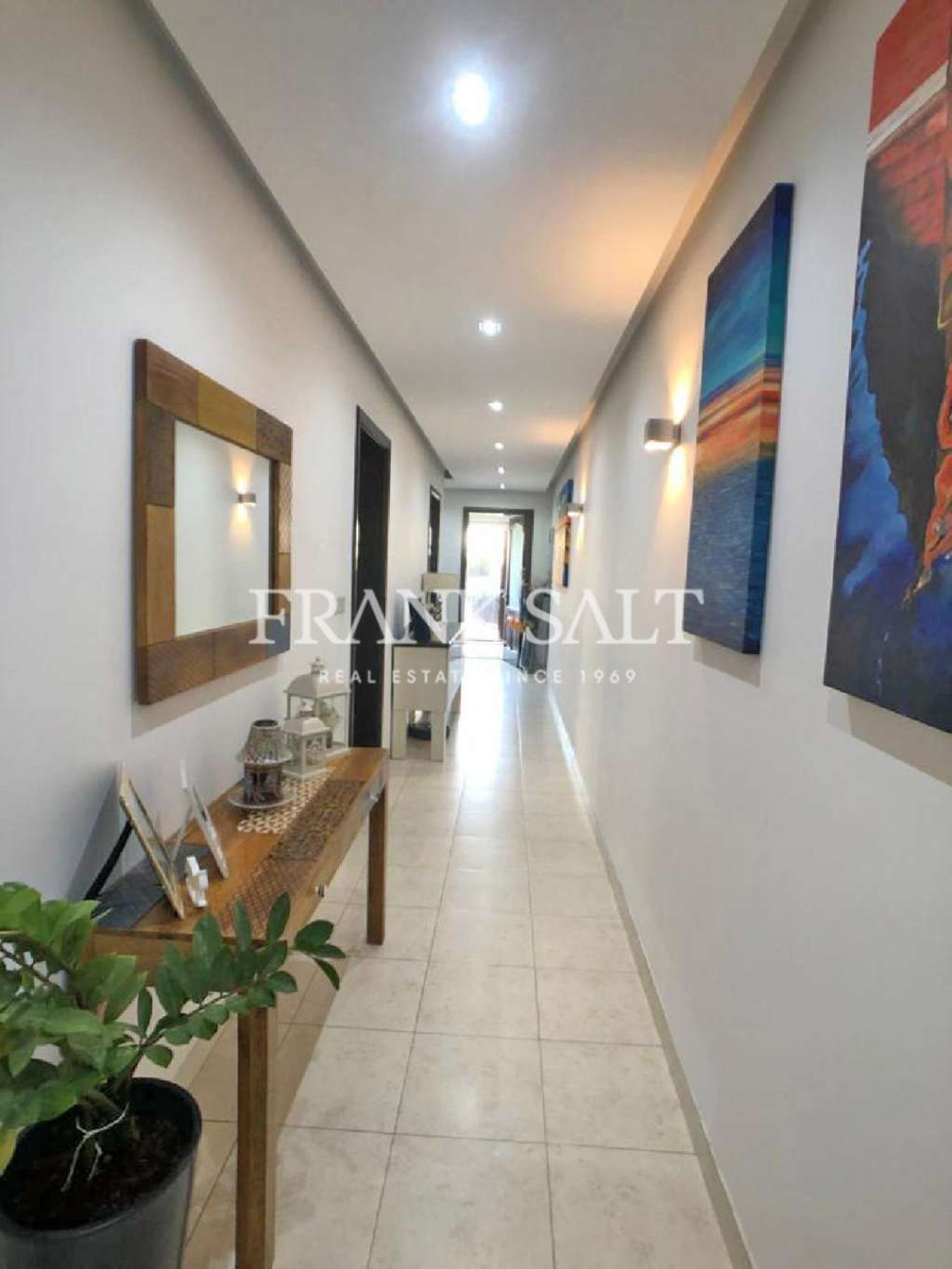 Condominium dans Haz-Zebbug,  10778152