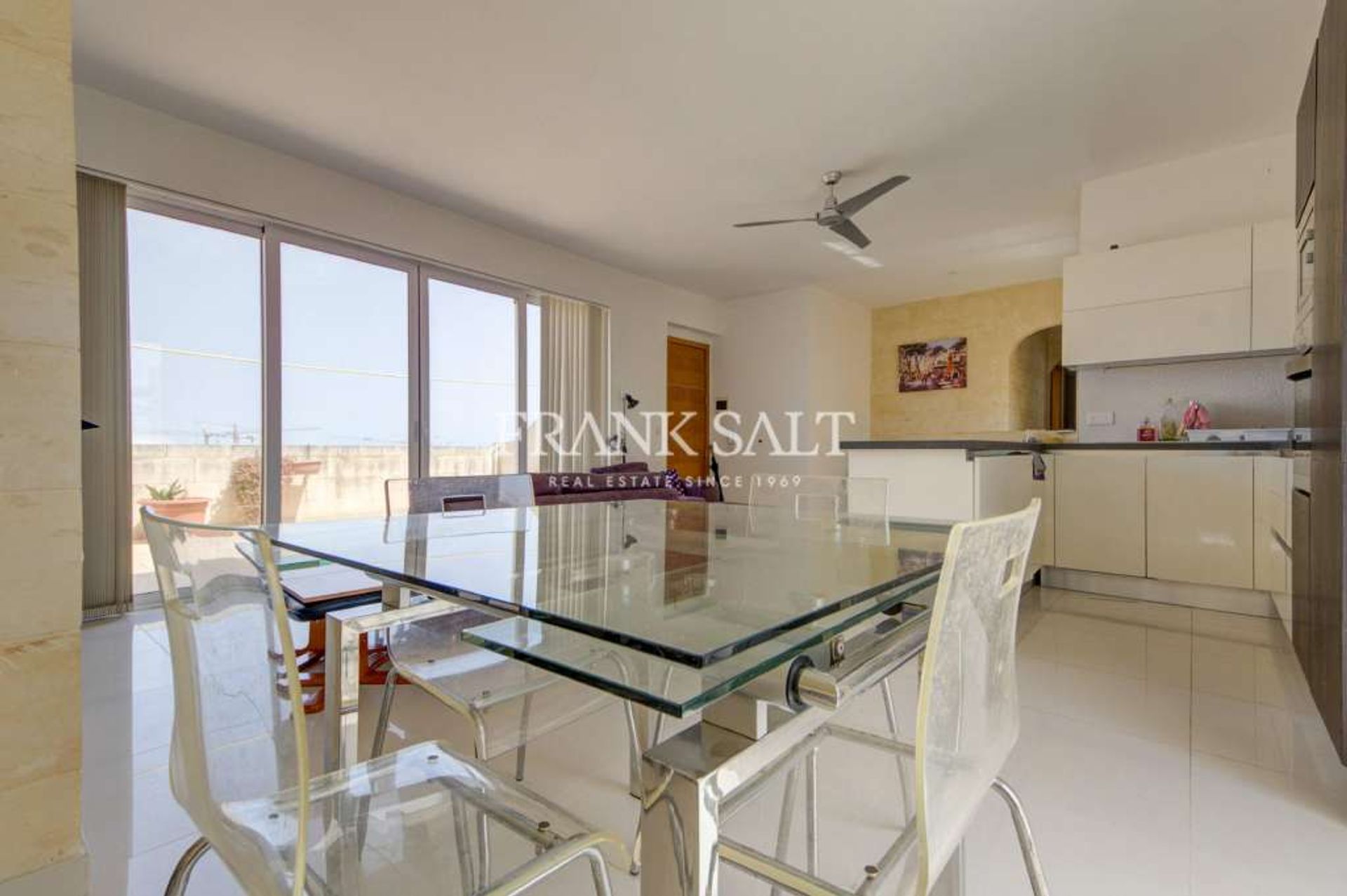 Condominium dans Xaghra,  10778348