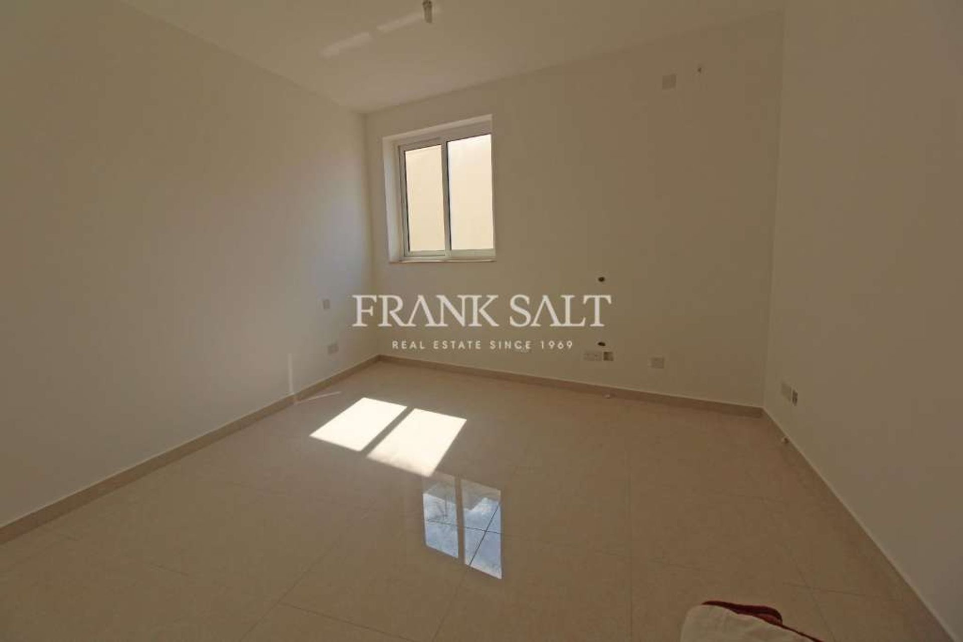 Condominio en Ghajn Tuffieha, Imgarr 10778377