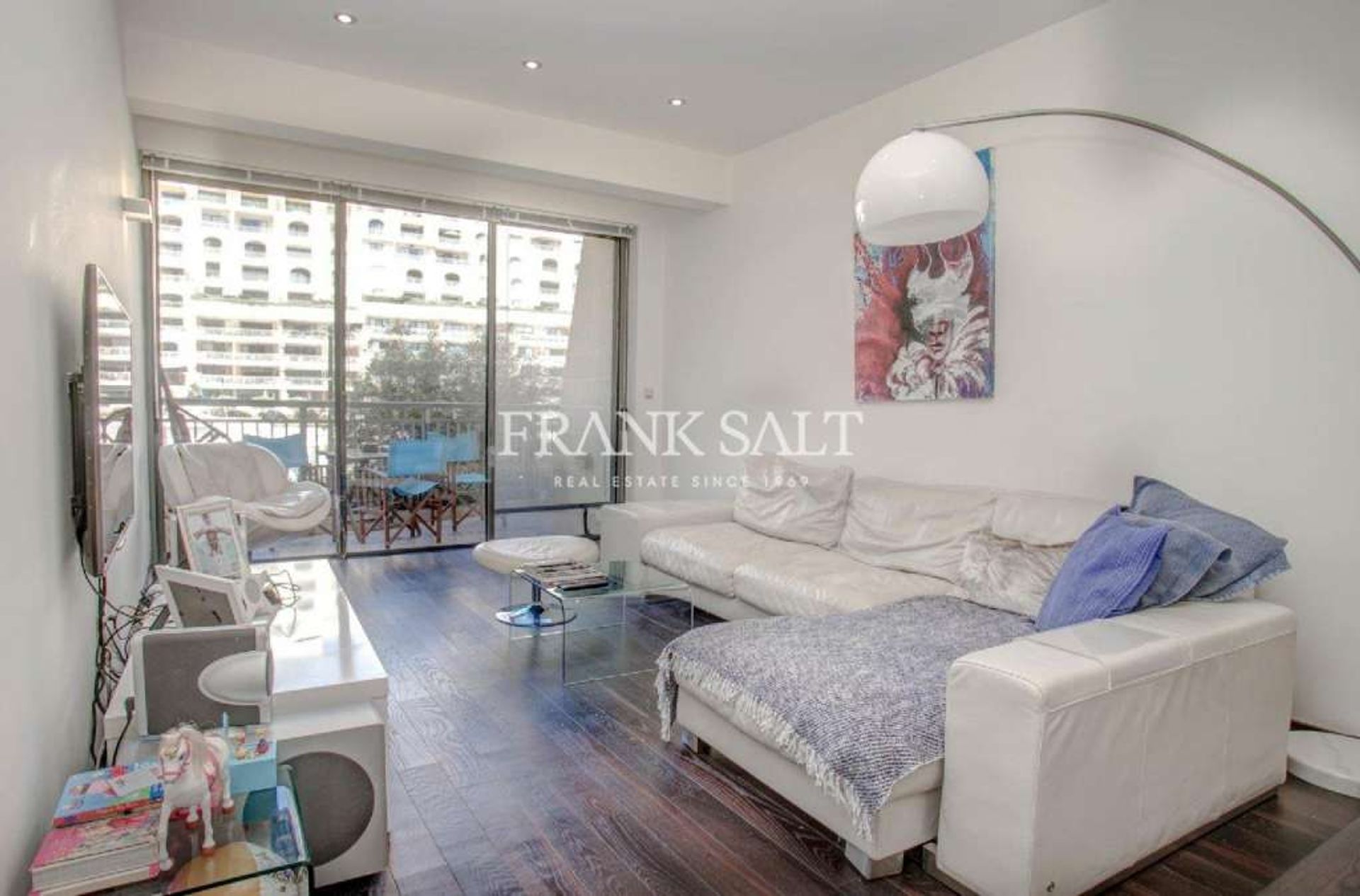 Condominium dans Saint Julian's,  10778426