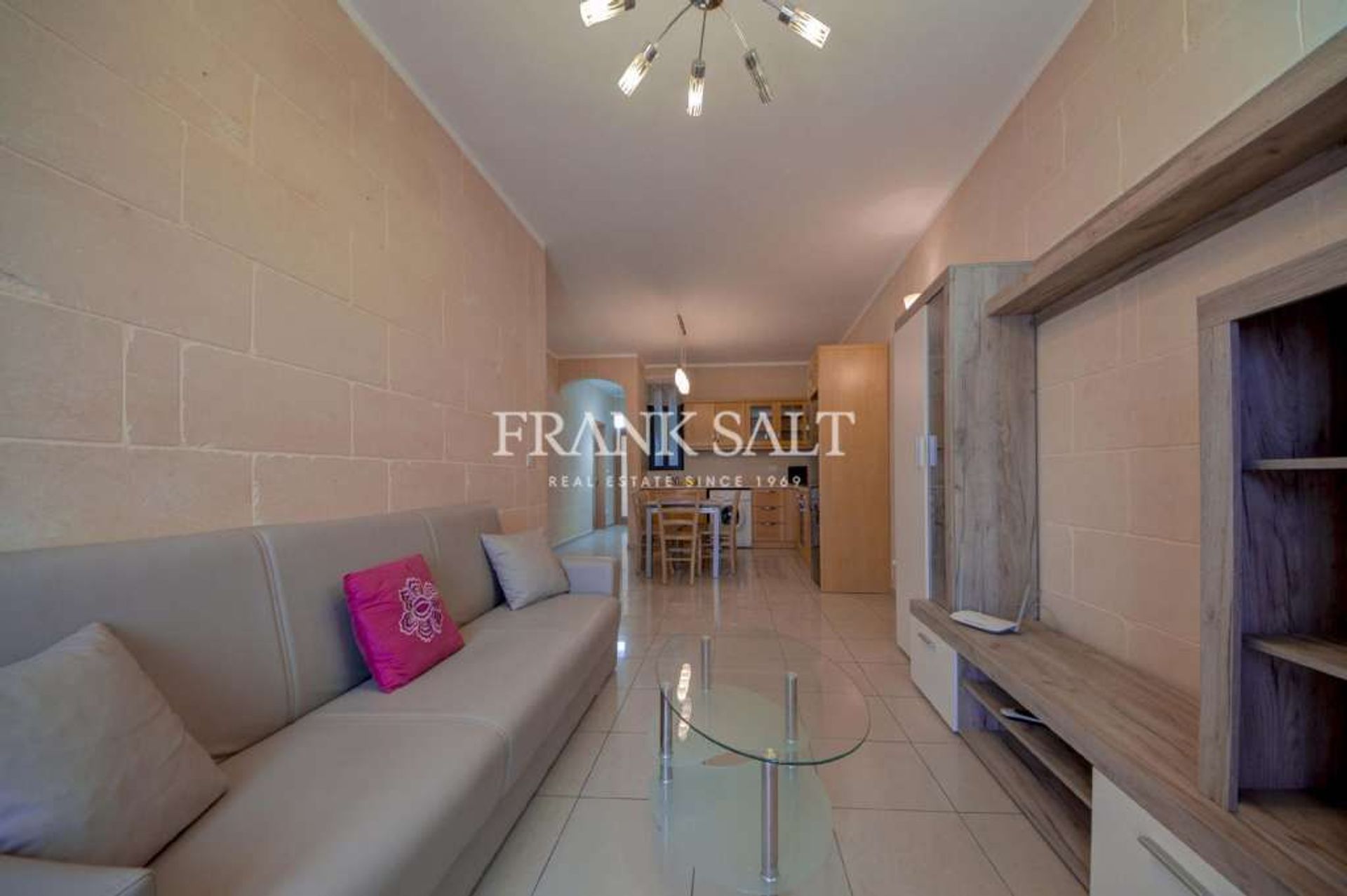 Condominium dans Qala, Qala 10778871