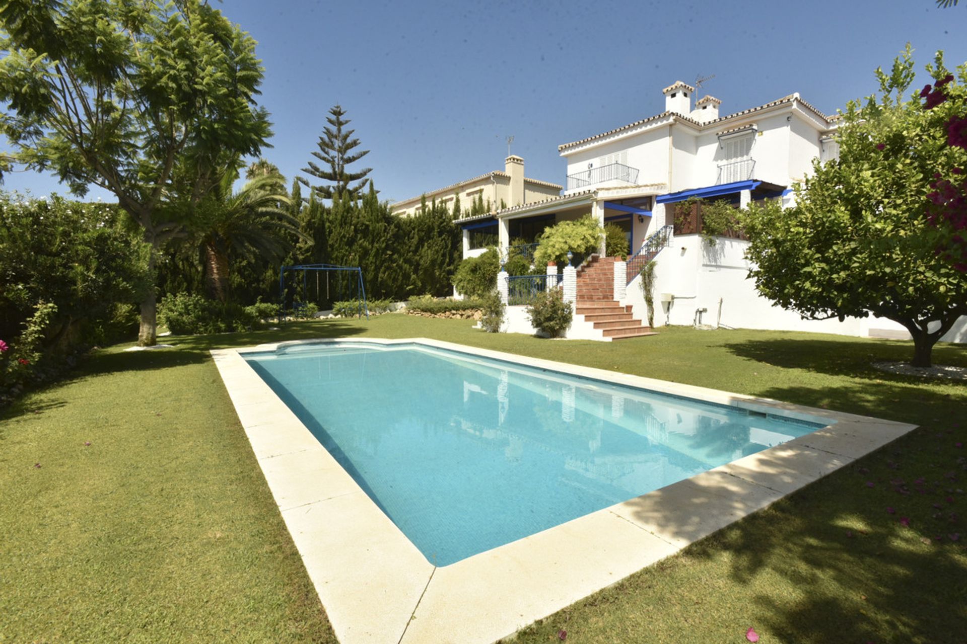 Casa nel Marbella, Andalucía 10779104