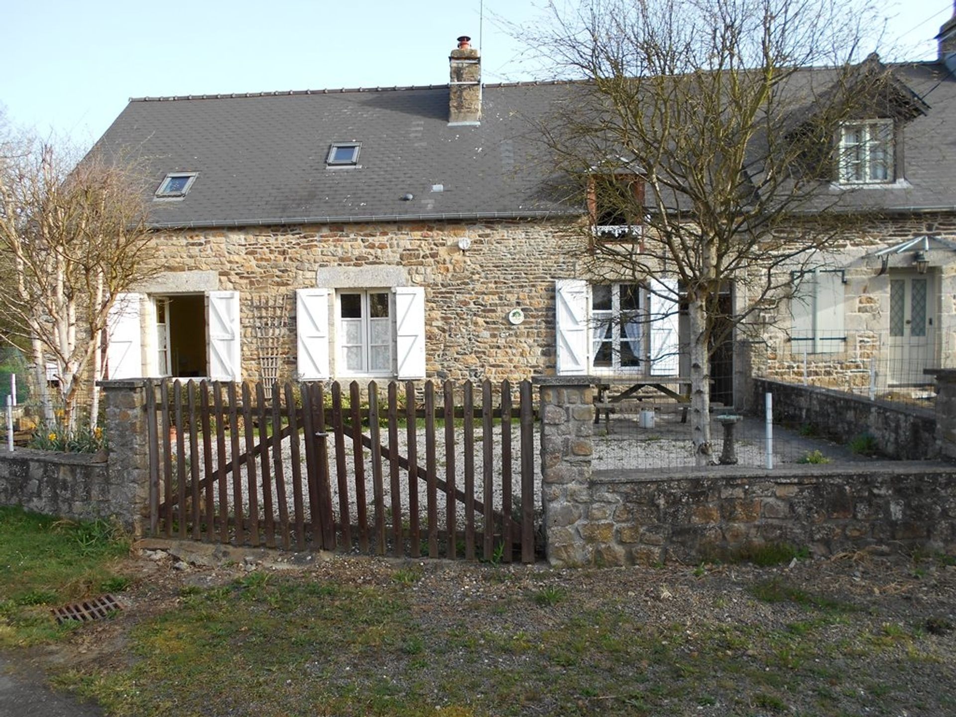 σπίτι σε Saint-Calais-du-Désert, Pays de la Loire 10779330